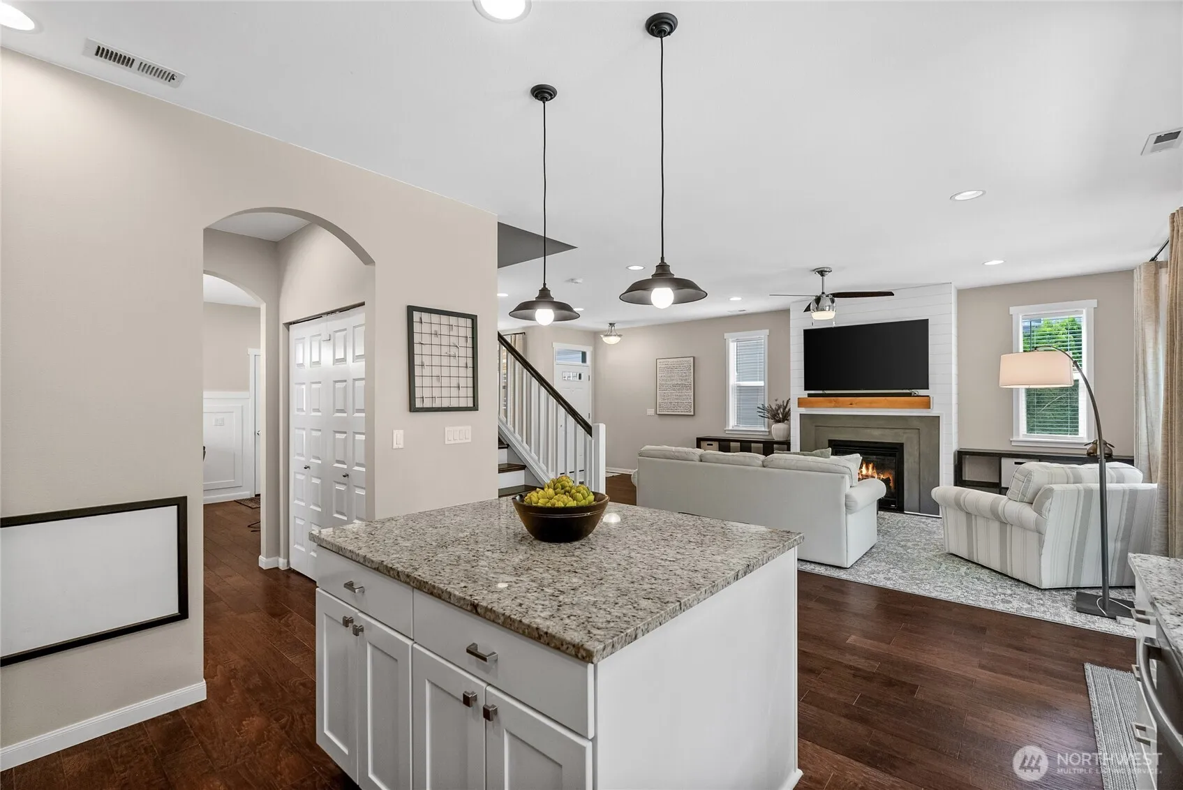 Property photo for 11226 Borgen Loop, Gig Harbor photo 4