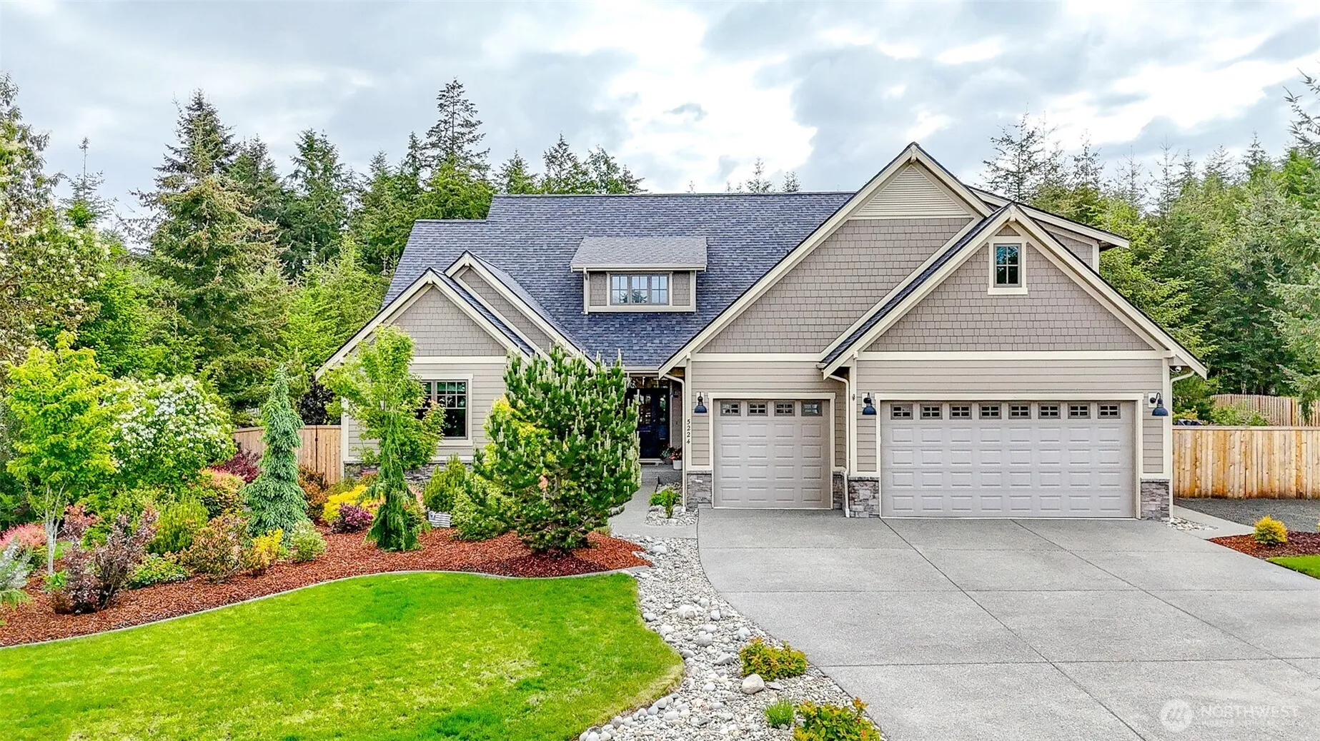 Property photo for 5224 Coppermill Court Ne, Olympia