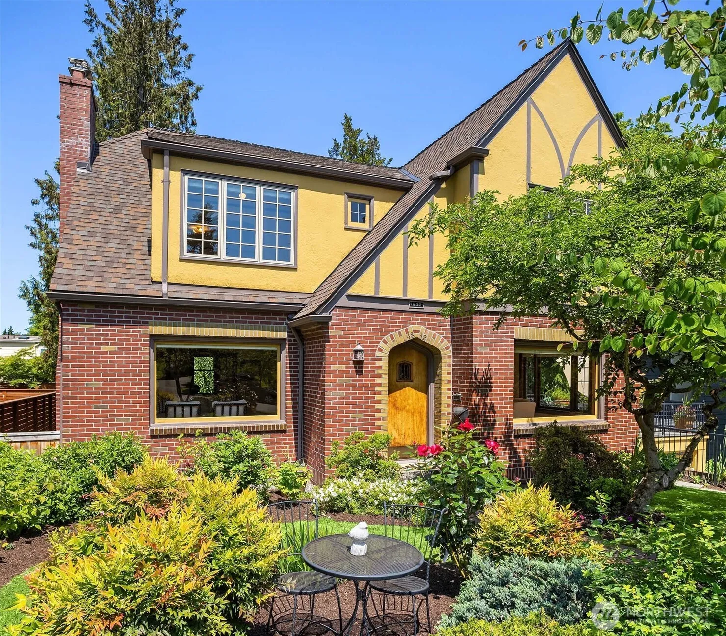 Property photo for 4832 Ne 41st Street, Seattle