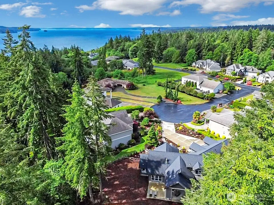 Property photo for 10007 127th Street Ct Nw, Gig Harbor photo 2