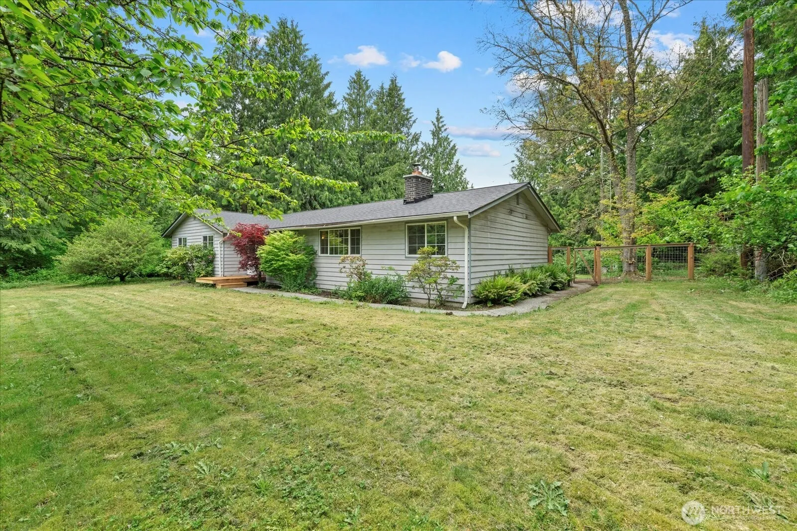 Property photo for 1411 154th Street Nw, Marysville photo 2