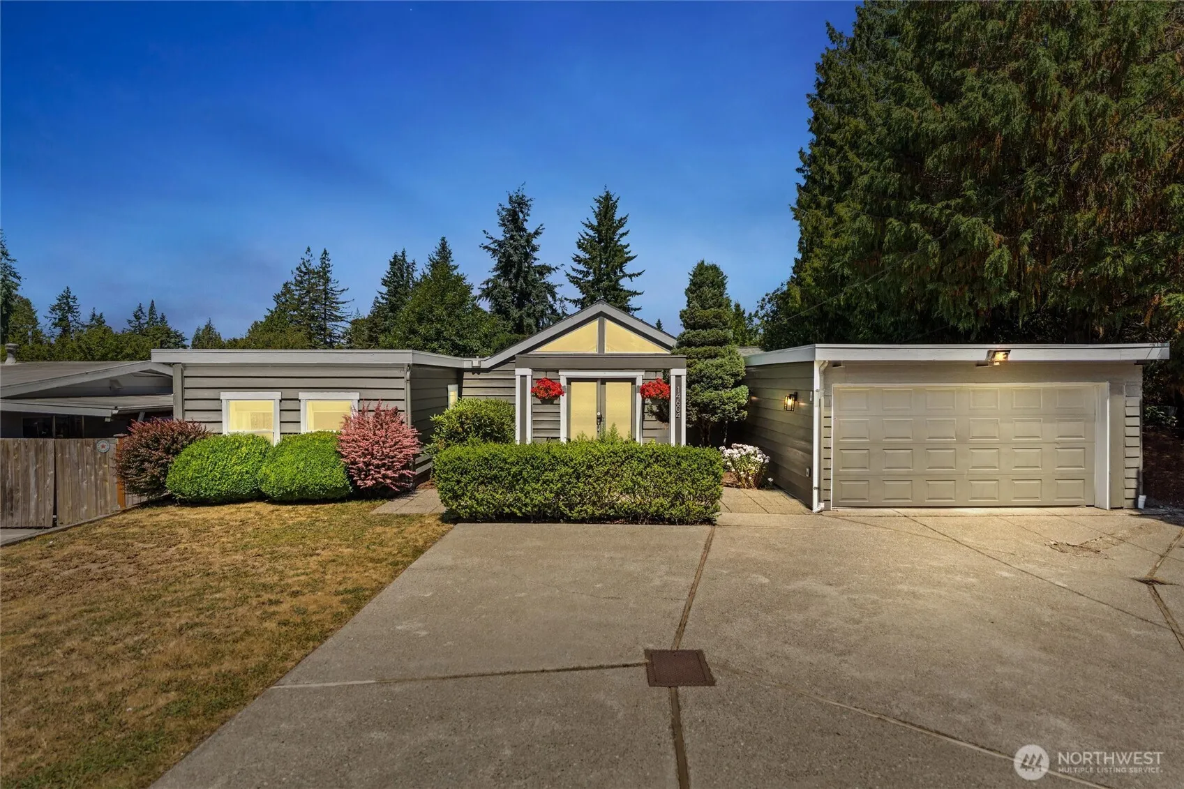 Property photo for 14604 Se 15th Street, Bellevue