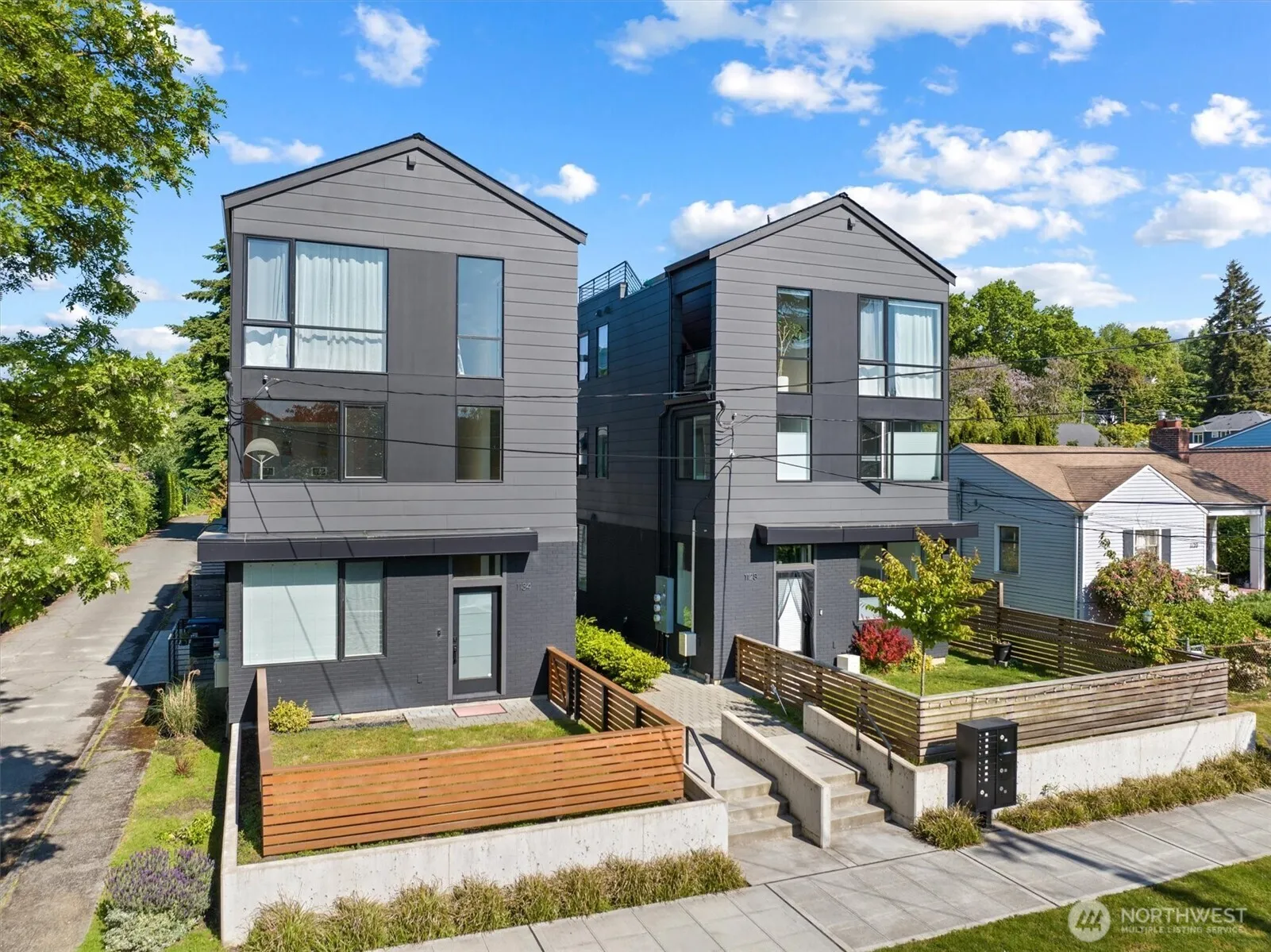 Property photo for 1134 32nd Avenue E #b, Seattle photo 3