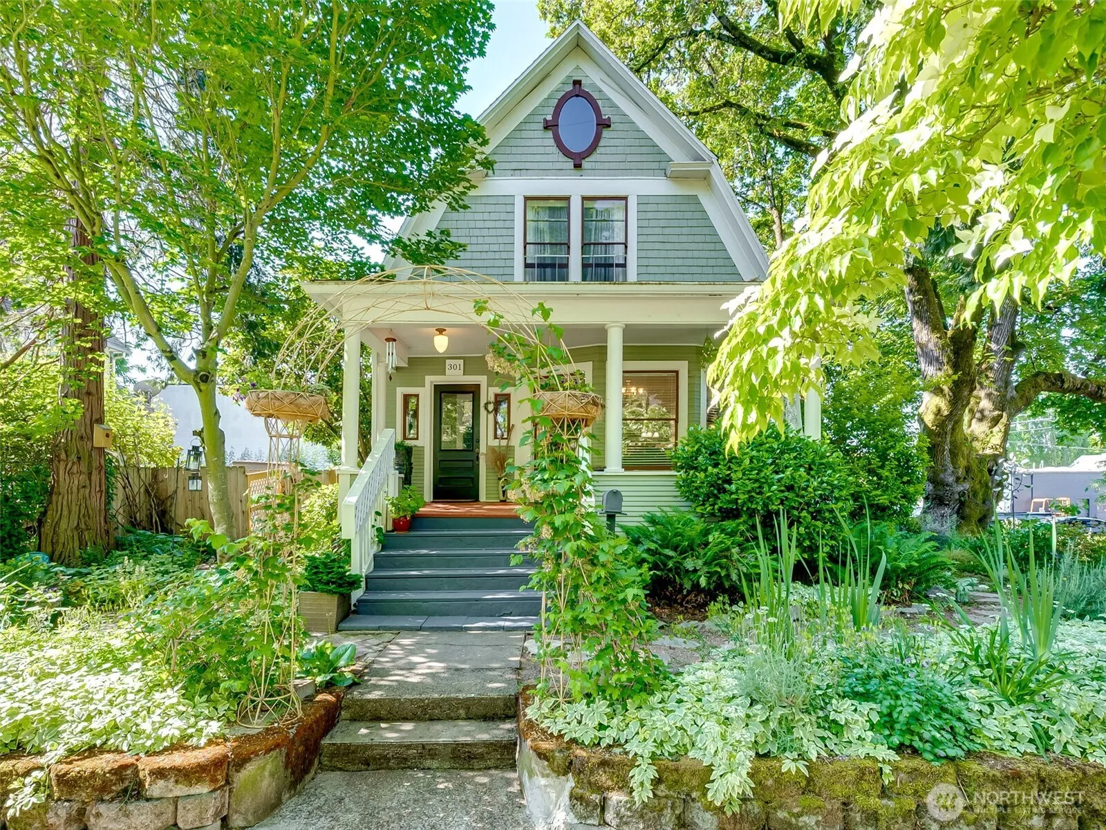 Property photo for 301 E 19th Street, Vancouver