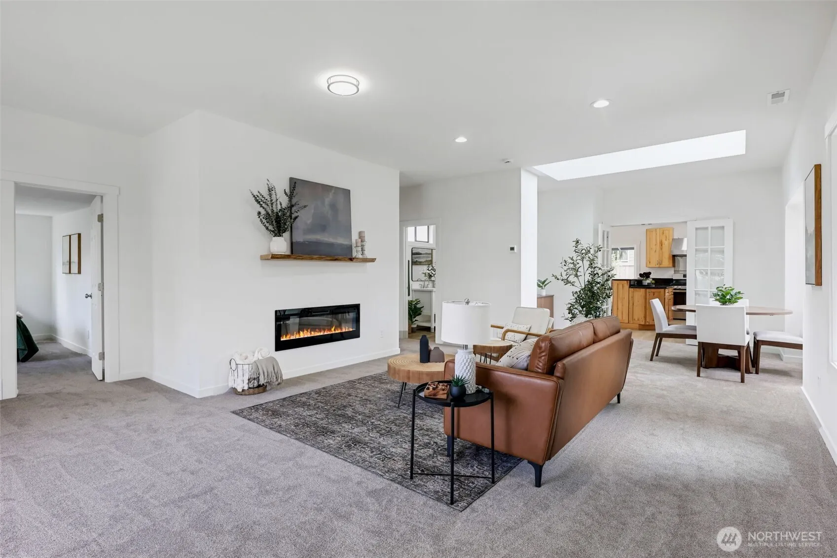 Property photo for 8010 Beverly Blvd #a, Everett photo 4