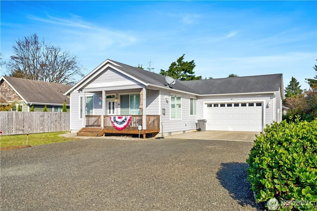 Property photo for 152 N Oar Loop Nw, Ocean Shores