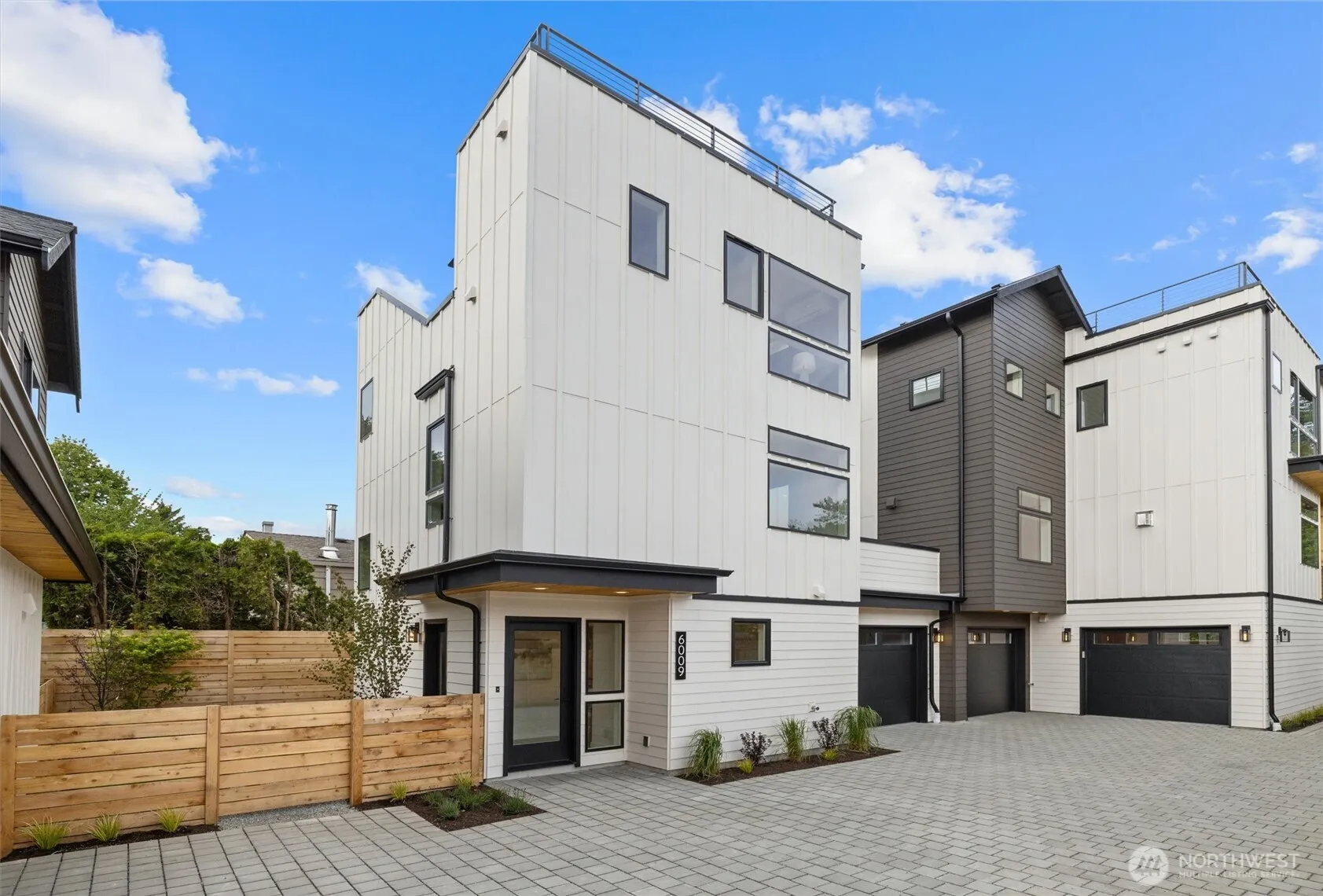 Property photo for 6009 43rd Avenue Ne, Seattle