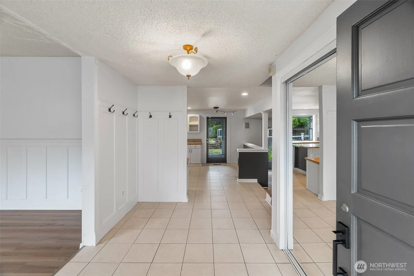 Property photo for 1226 Mountain-aire Drive Se, Olympia photo 3