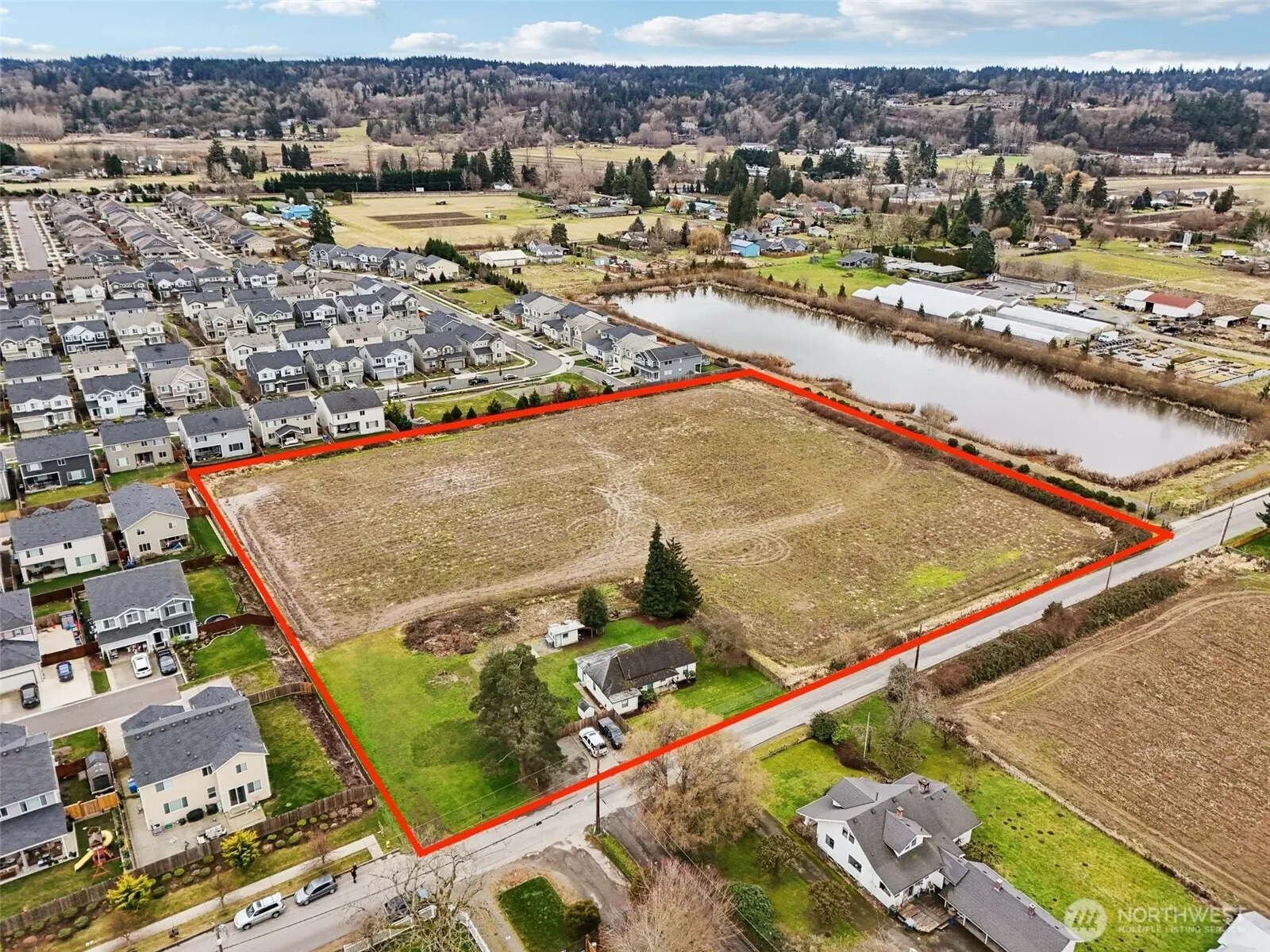 Property photo for 3102 16th Avenue Nw, Puyallup