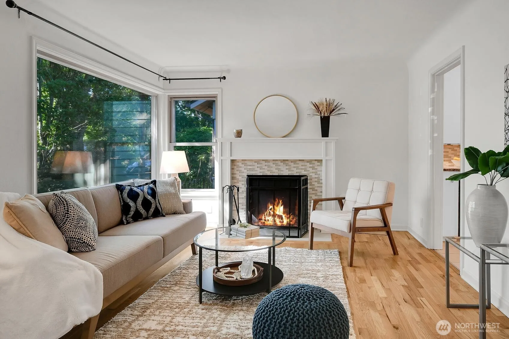 Property photo for 6710 Flora Avenue S, Seattle photo 3
