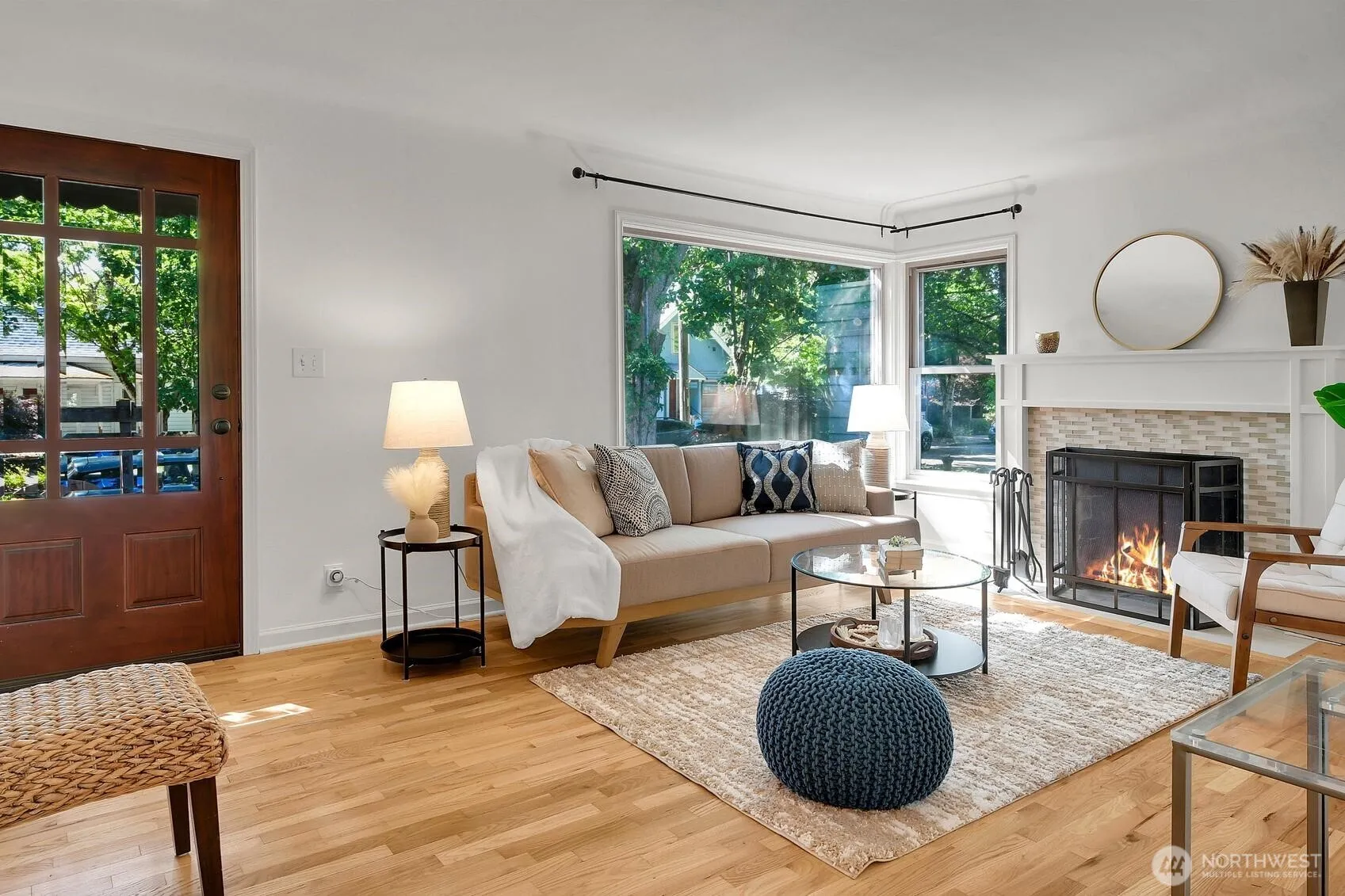 Property photo for 6710 Flora Avenue S, Seattle photo 2