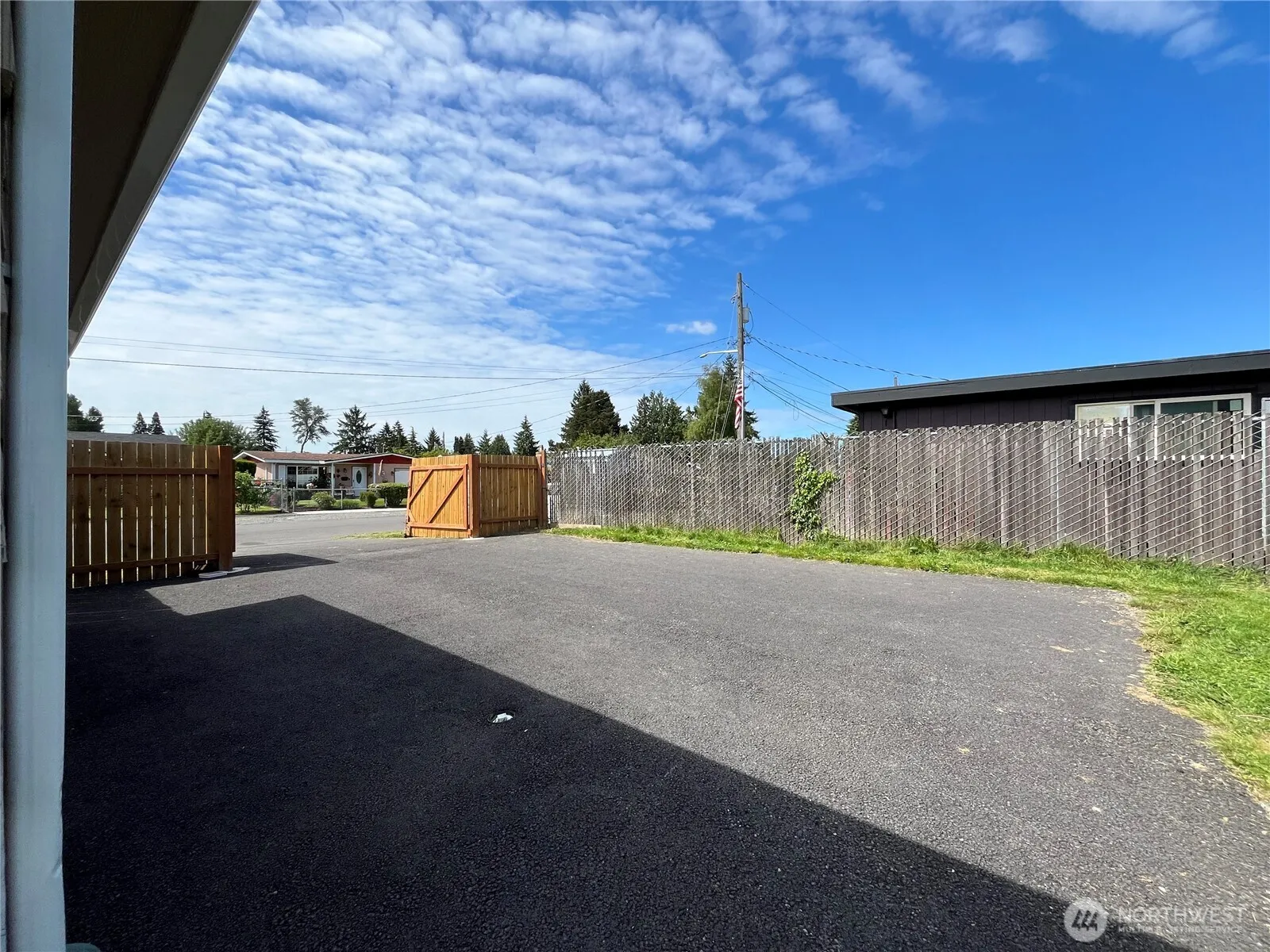 Property photo for 6612 E B Street, Tacoma photo 4