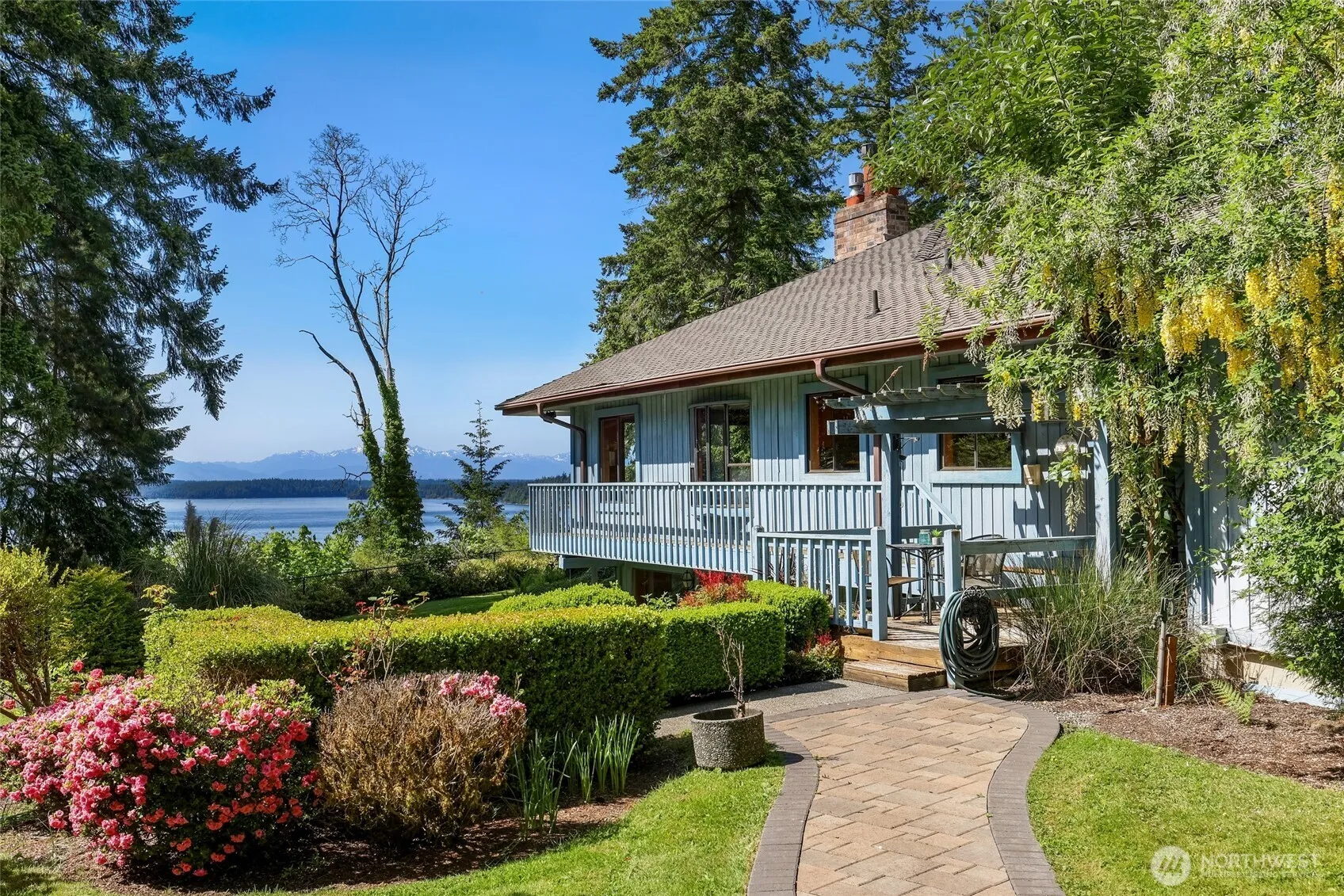 Property photo for 8041 Zangle Road Ne, Olympia