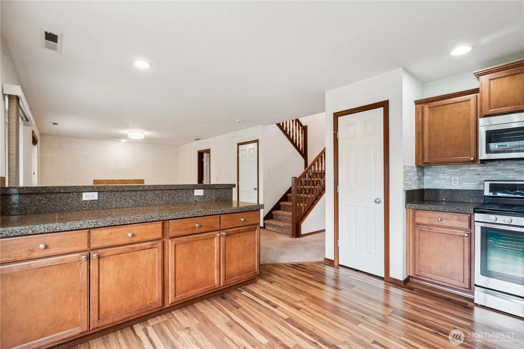 Property photo for 8417 71st Street Ne, Marysville photo 5