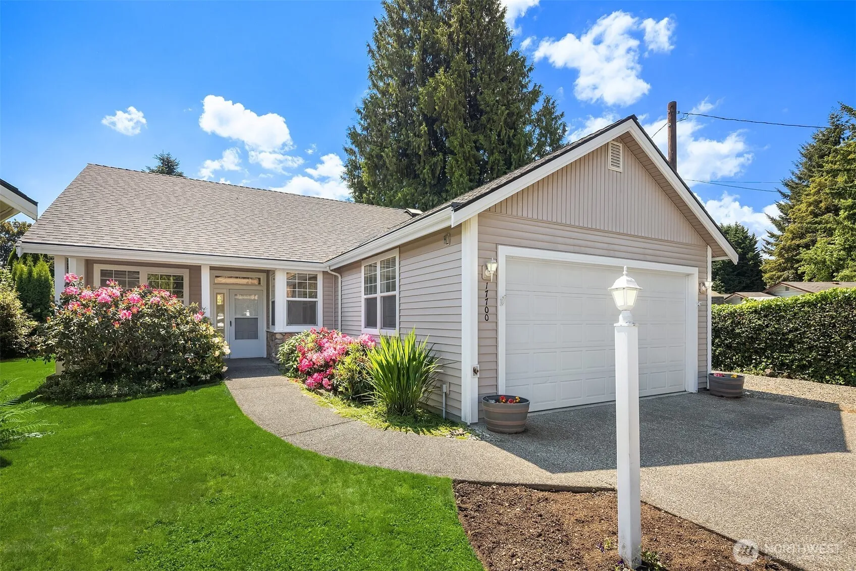 17700 Grand Street Se, Monroe