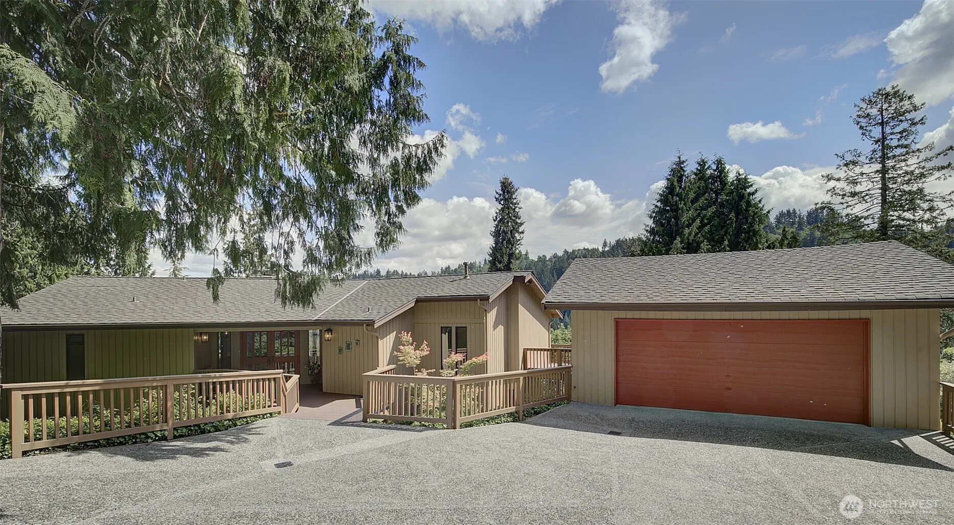 Property photo for 9430 Hoeder Lane, Bothell
