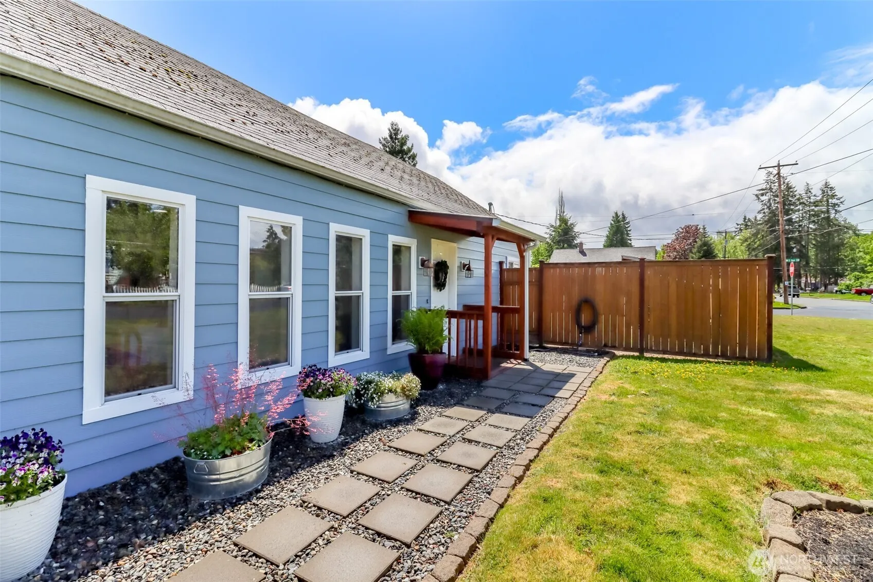 Property photo for 423 18th St Sw 18th Street Sw, Puyallup