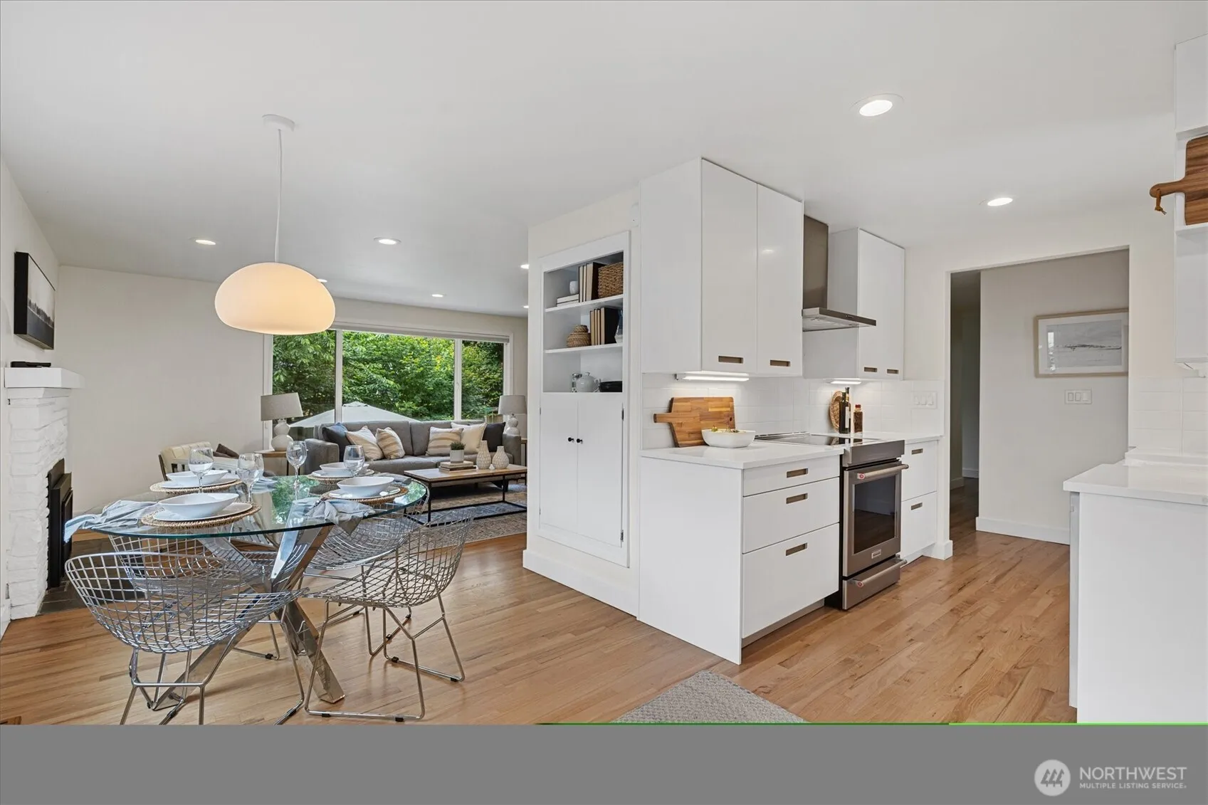Property photo for 7539 24th Avenue Ne, Seattle photo 5