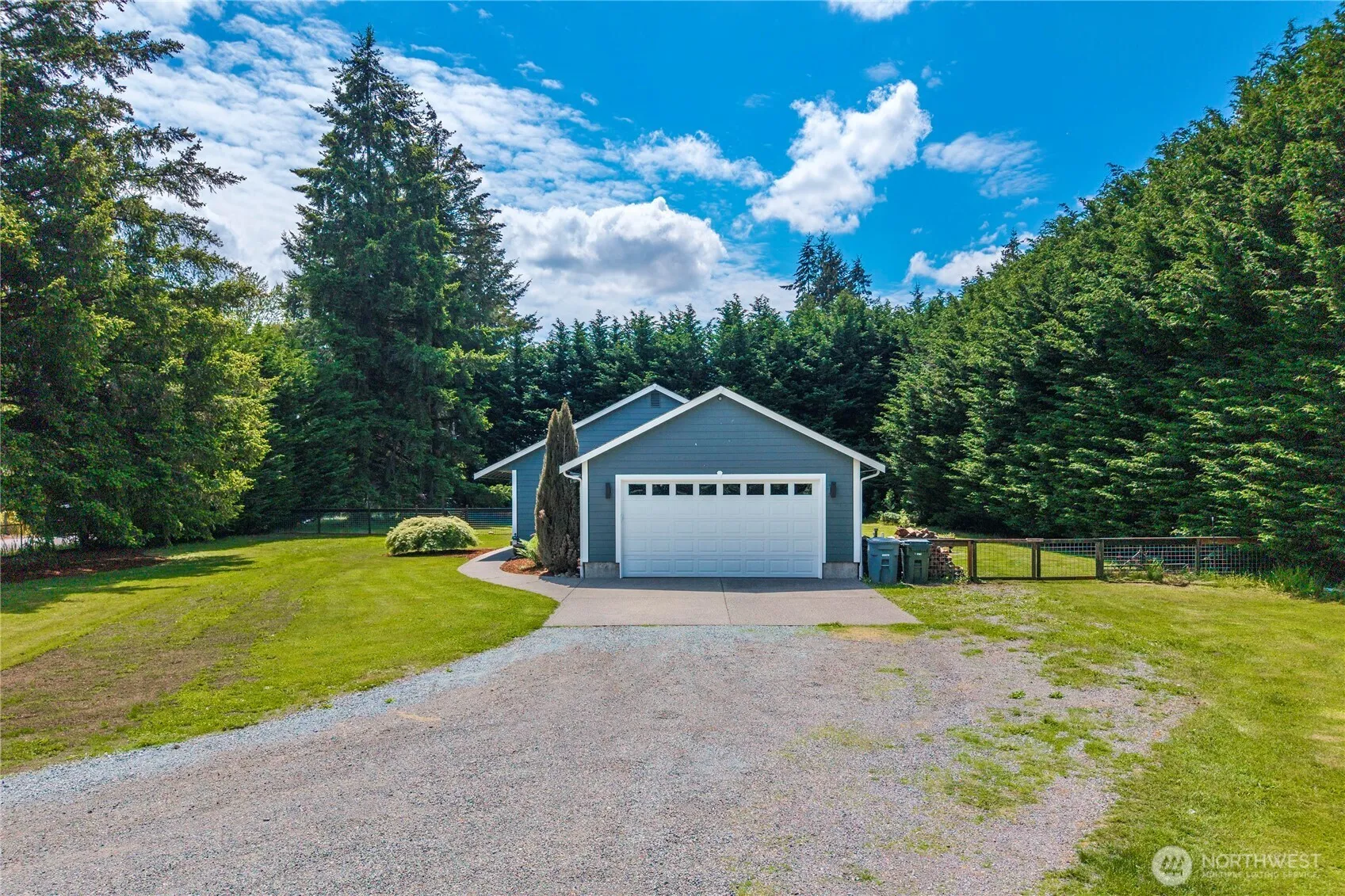 Property photo for 12820 50th Avenue E, Tacoma photo 3