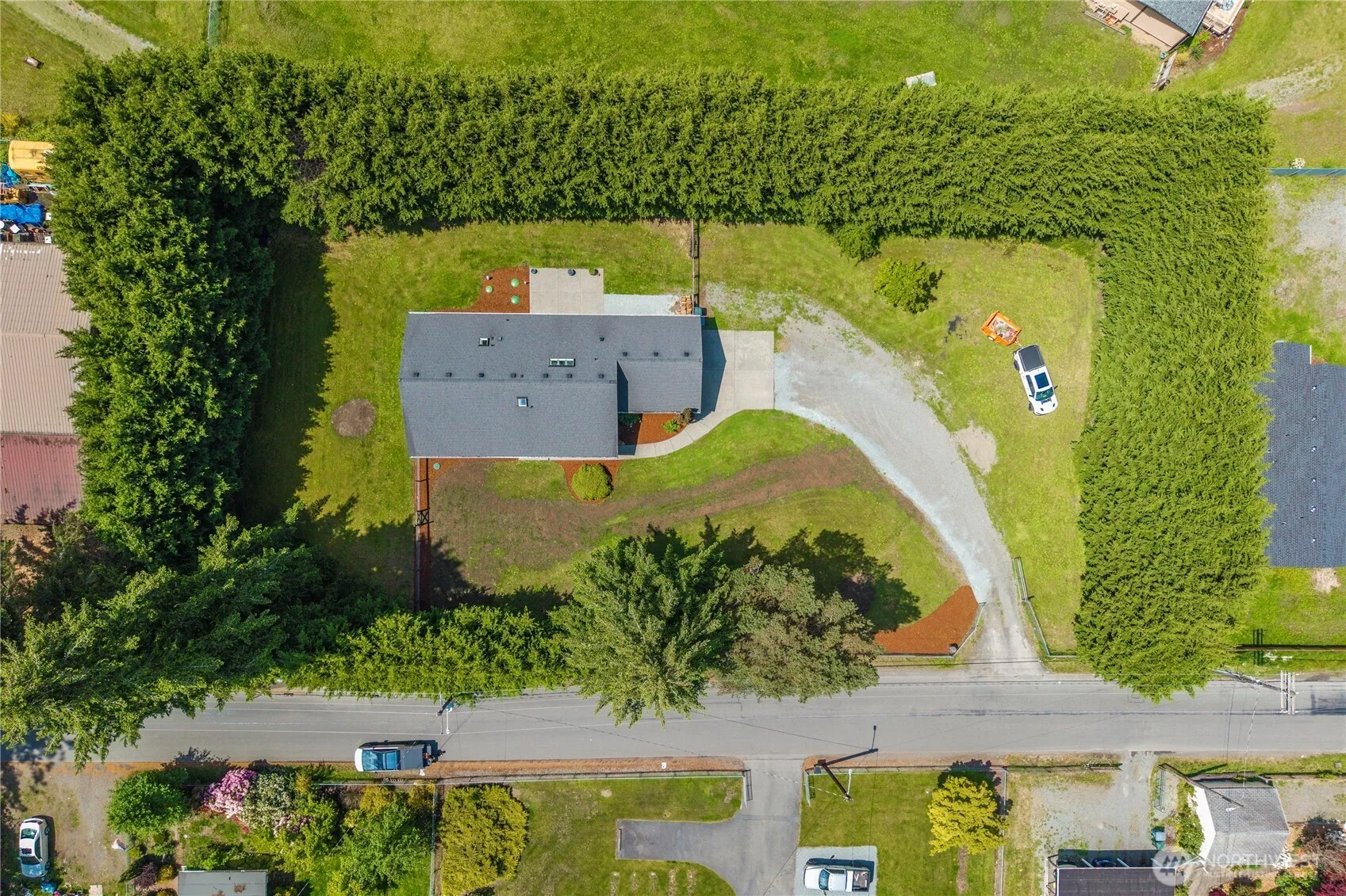 Property photo for 12820 50th Avenue E, Tacoma photo 2