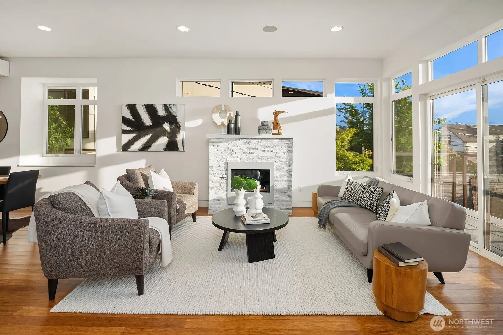Property photo for 2222 Broadway E, Seattle photo 5