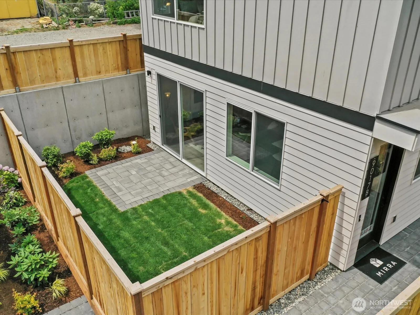Property photo for 9017 Dibble Avenue Nw #b, Seattle photo 2