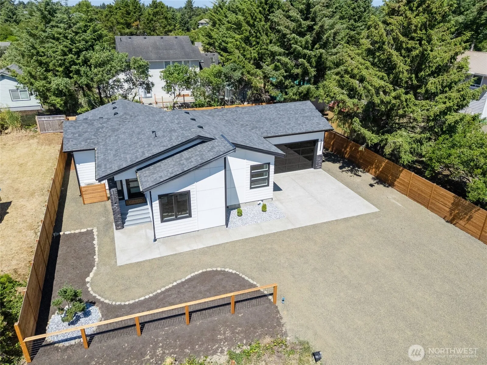 Property photo for 370 S Butterclam Street Sw, Ocean Shores