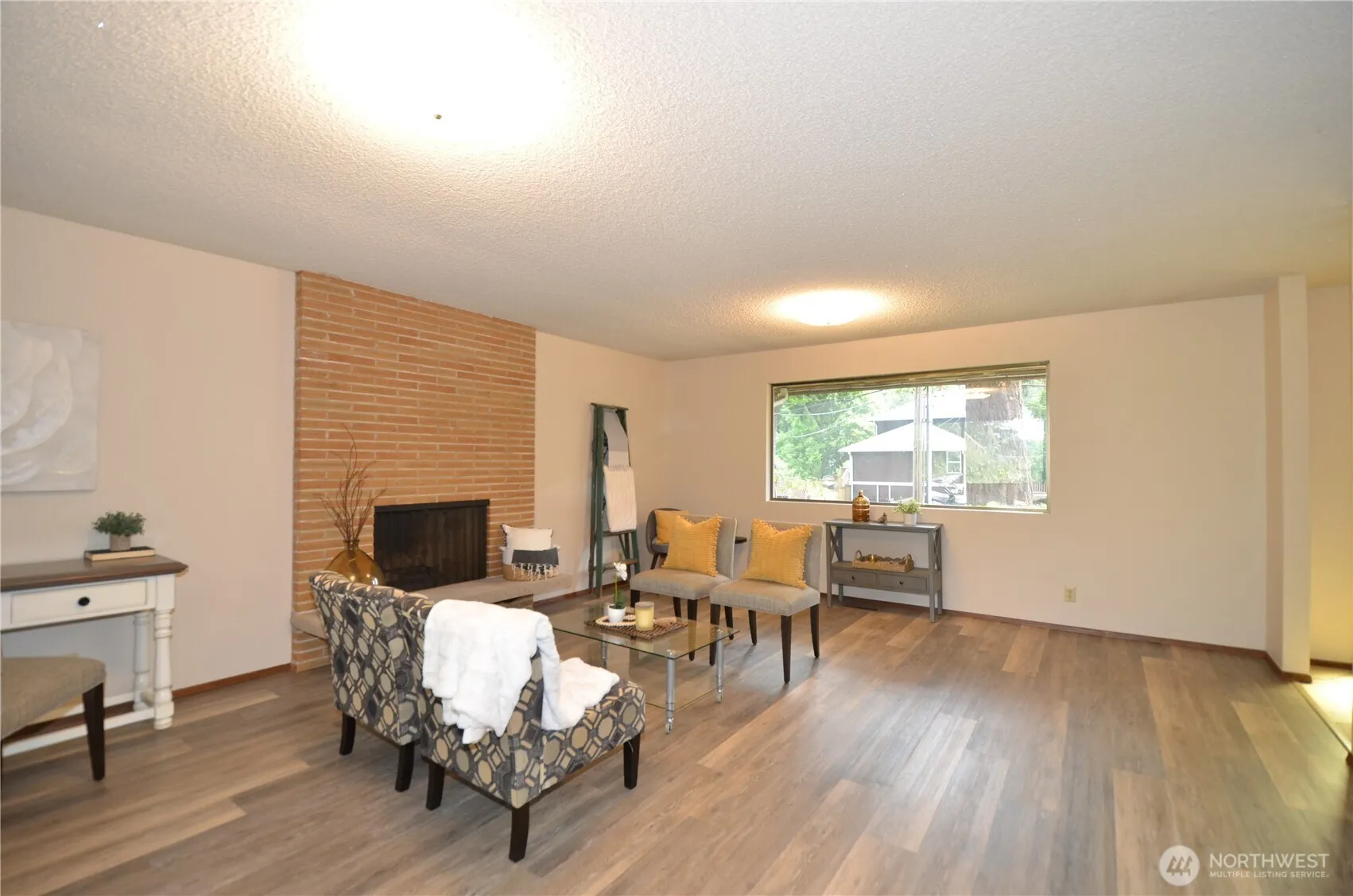 Property photo for 18215 108th Avenue Ne, Bothell photo 3