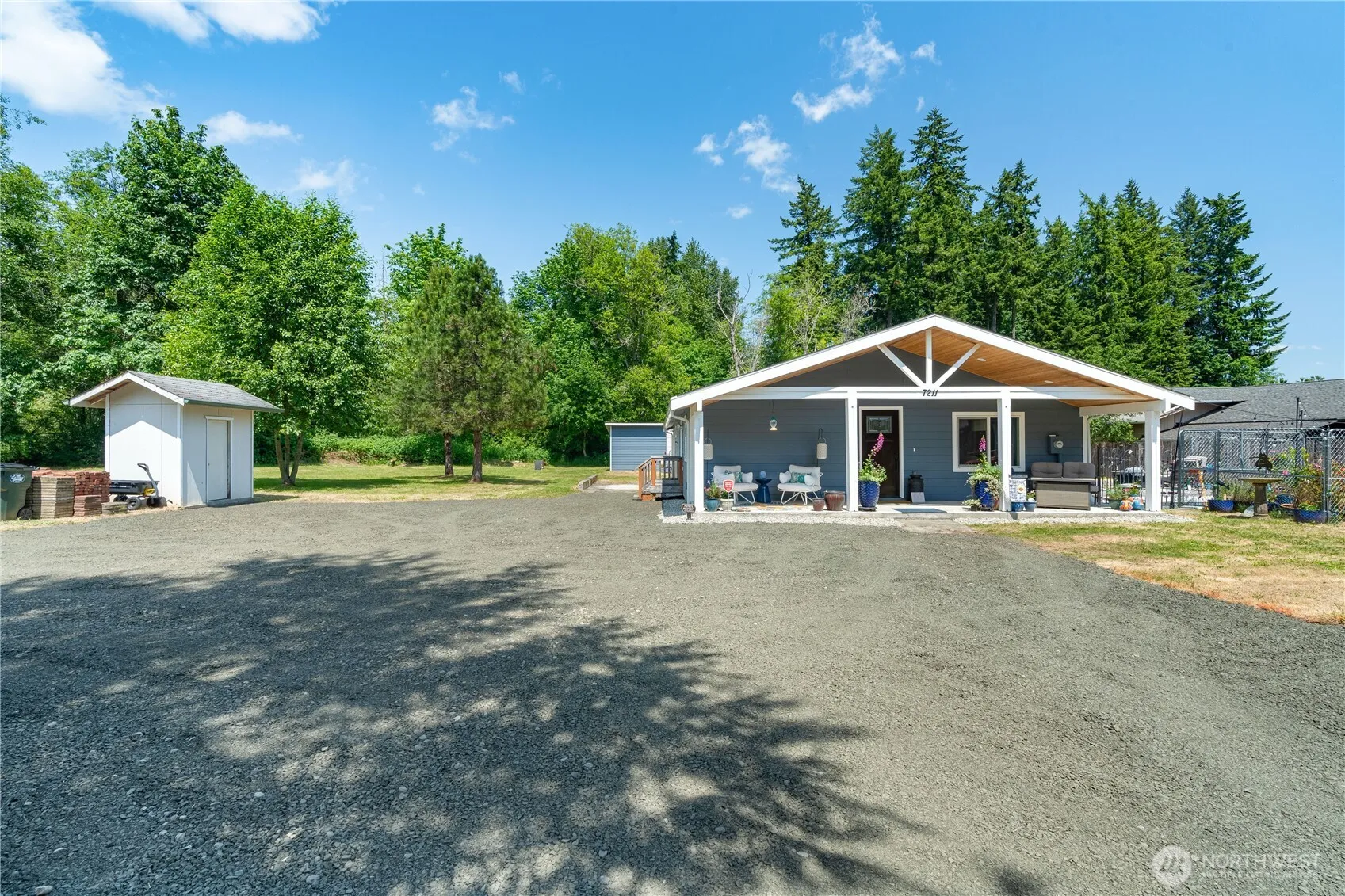 Property photo for 7211 Lakeside Street Sw, Olympia photo 3
