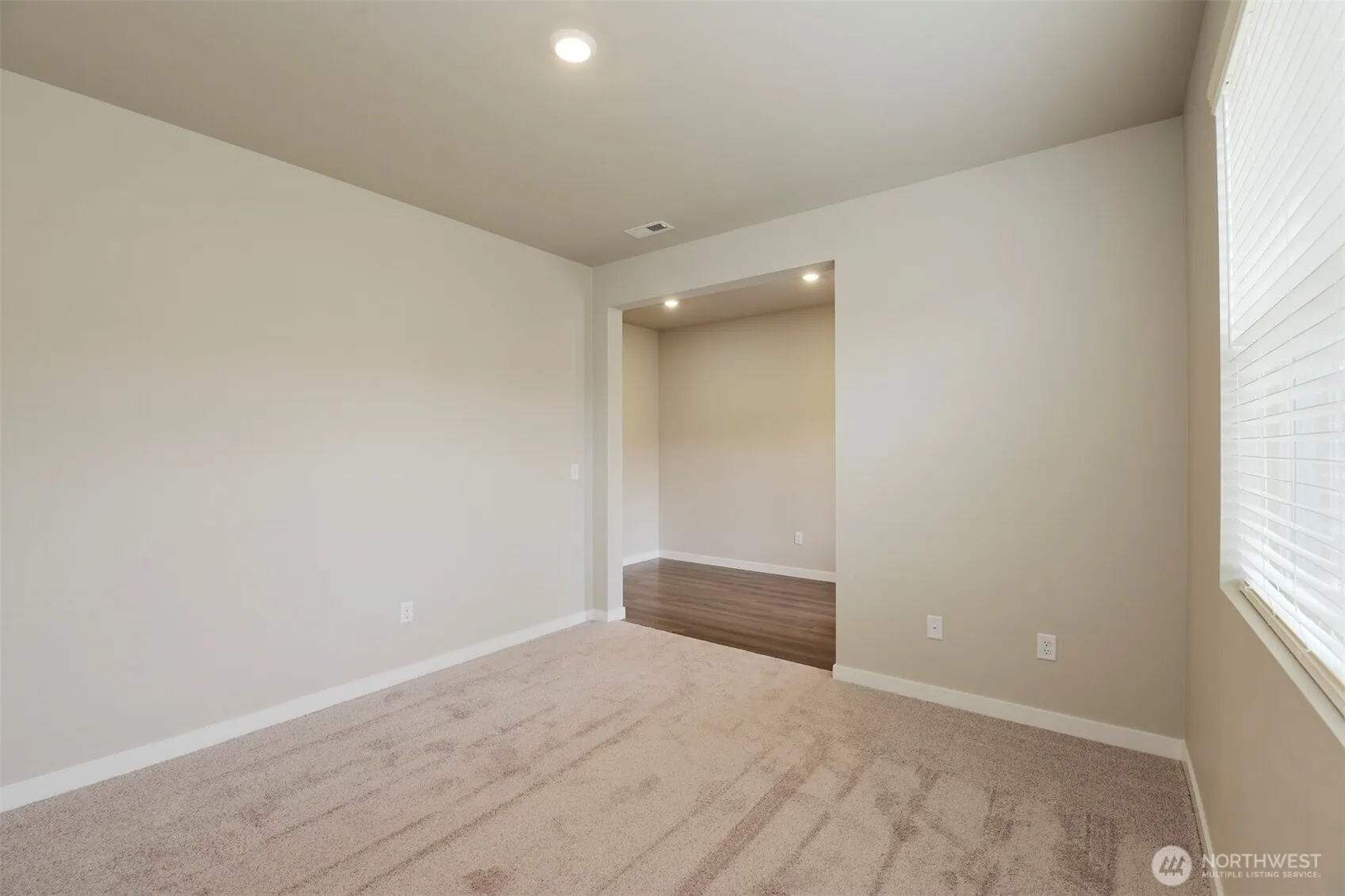 Property photo for 8614 13th Avenue E, Tacoma photo 3
