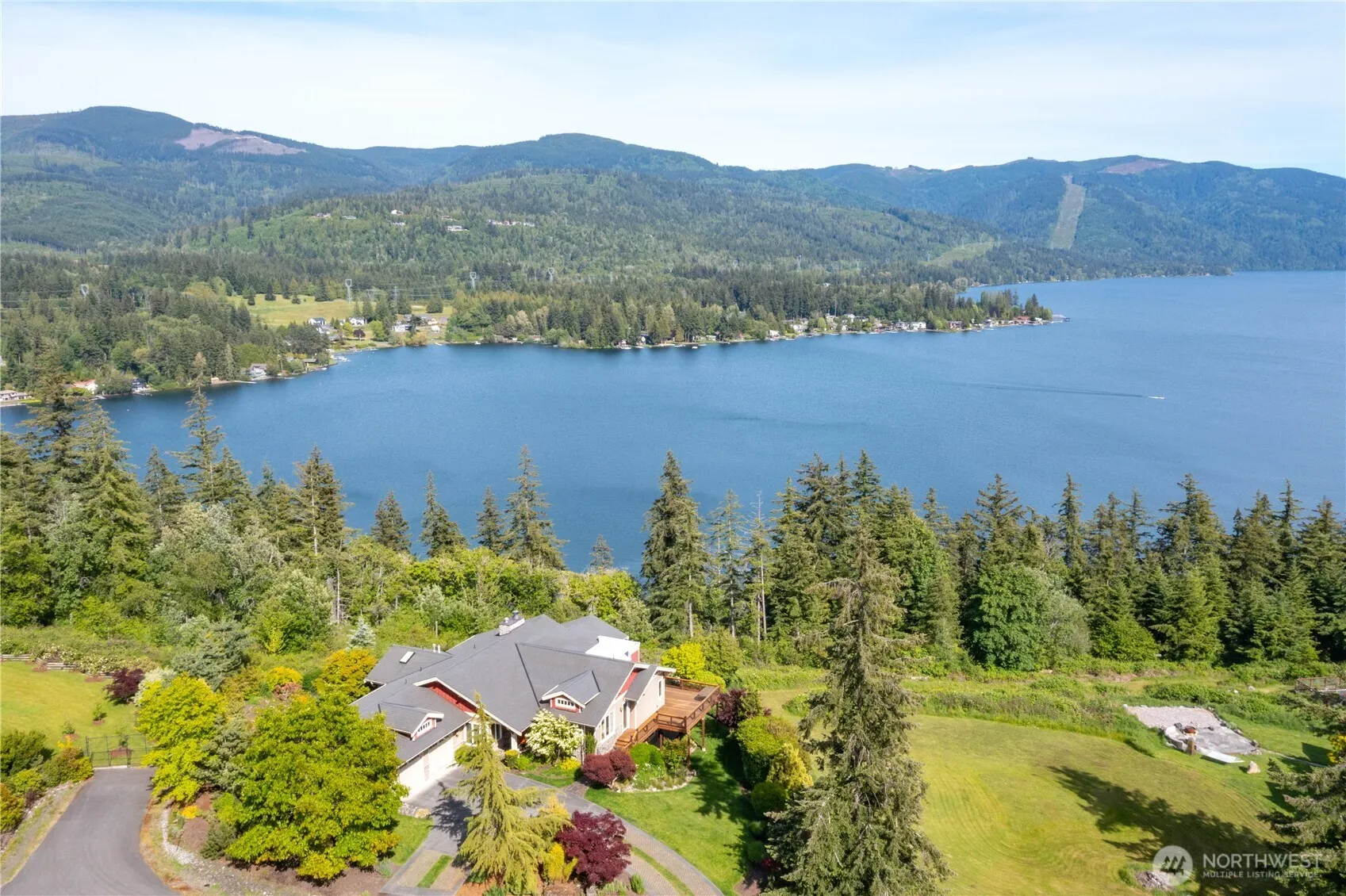 Property photo for 3178 Edgewood Lane, Bellingham