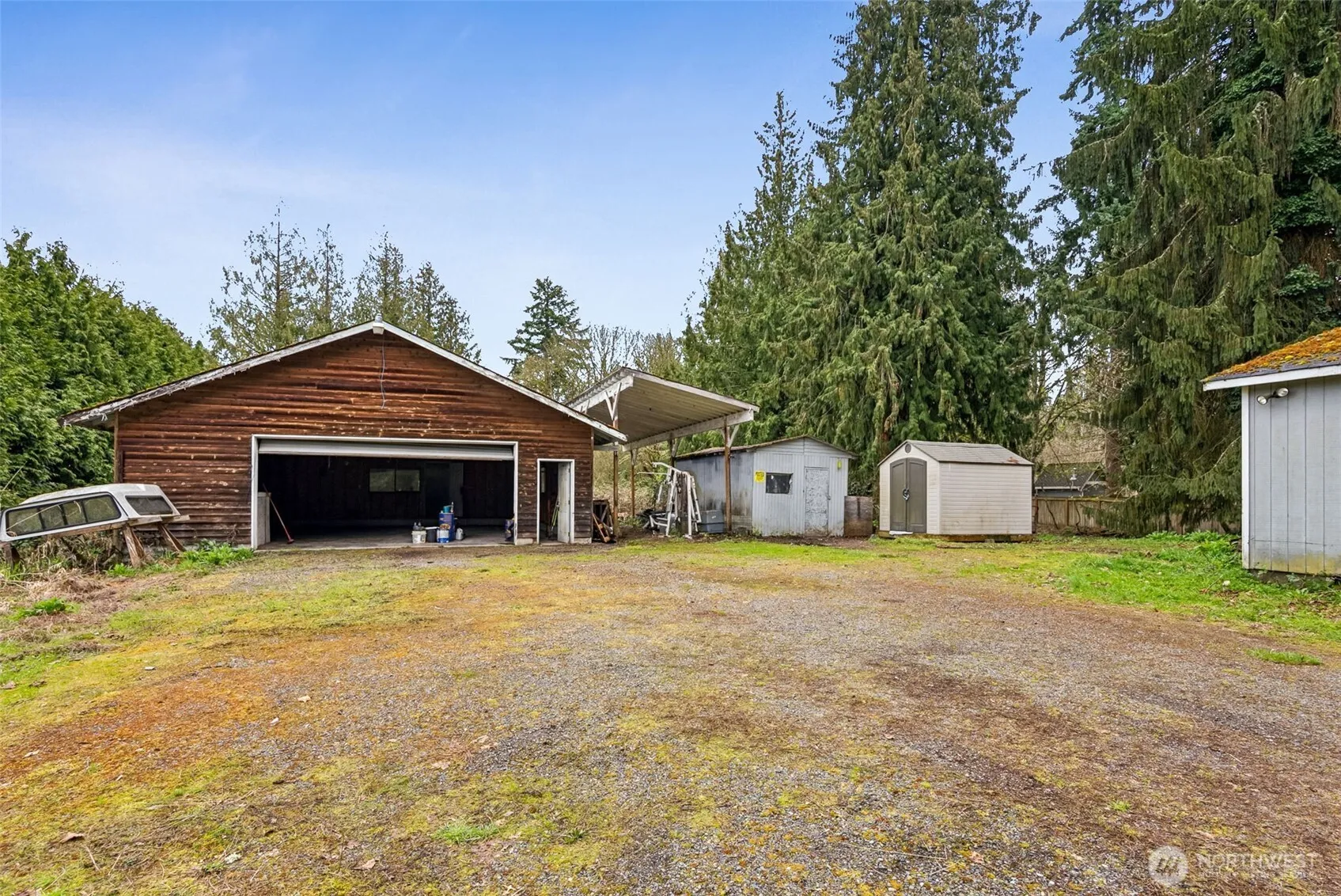 Property photo for 15421 50th Avenue E, Tacoma photo 3