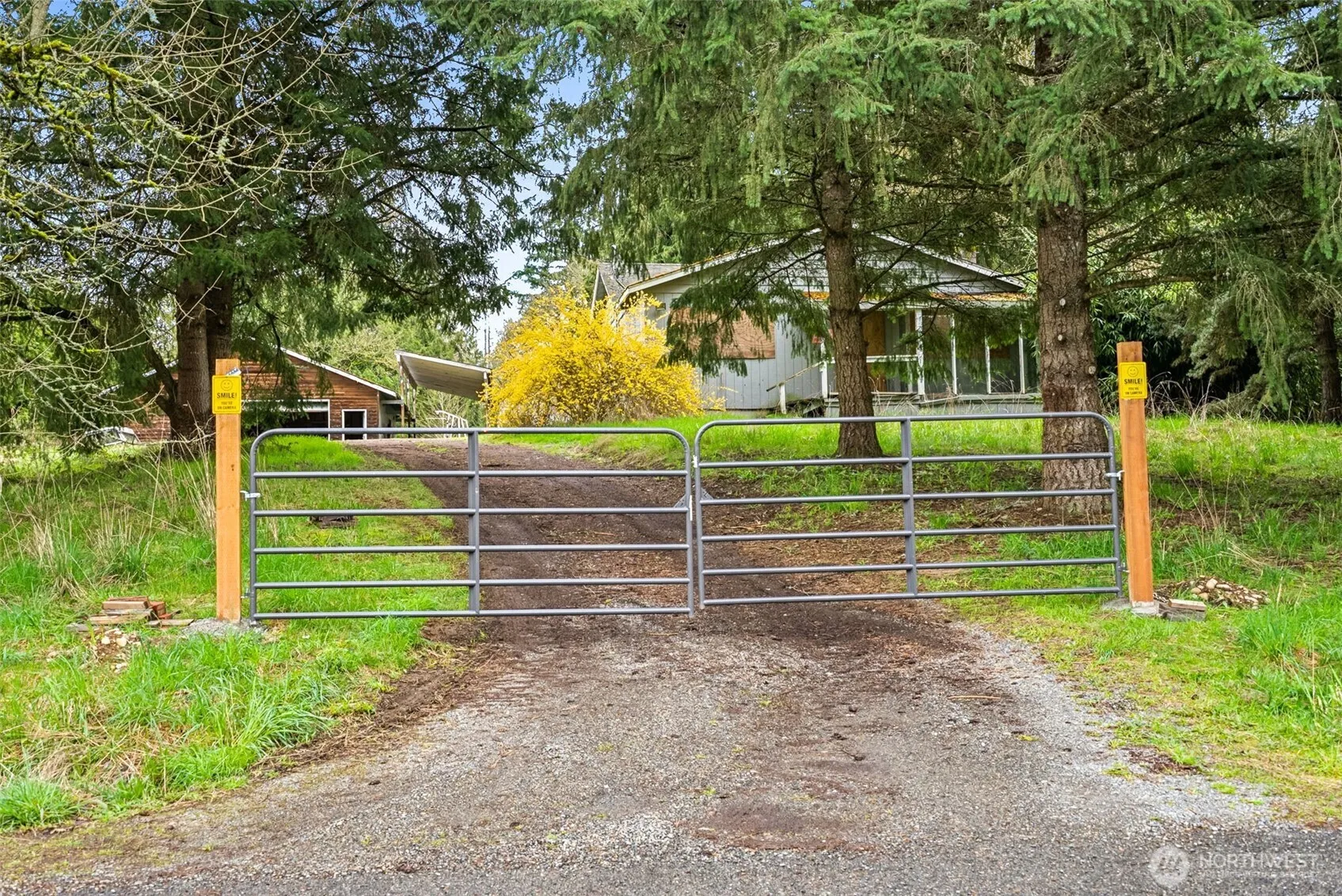 Property photo for 15421 50th Avenue E, Tacoma