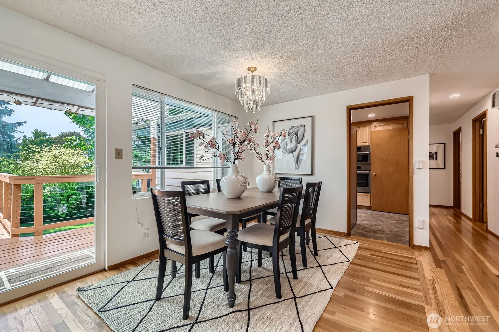 Property photo for 4215 Ne 105th Street, Seattle photo 5