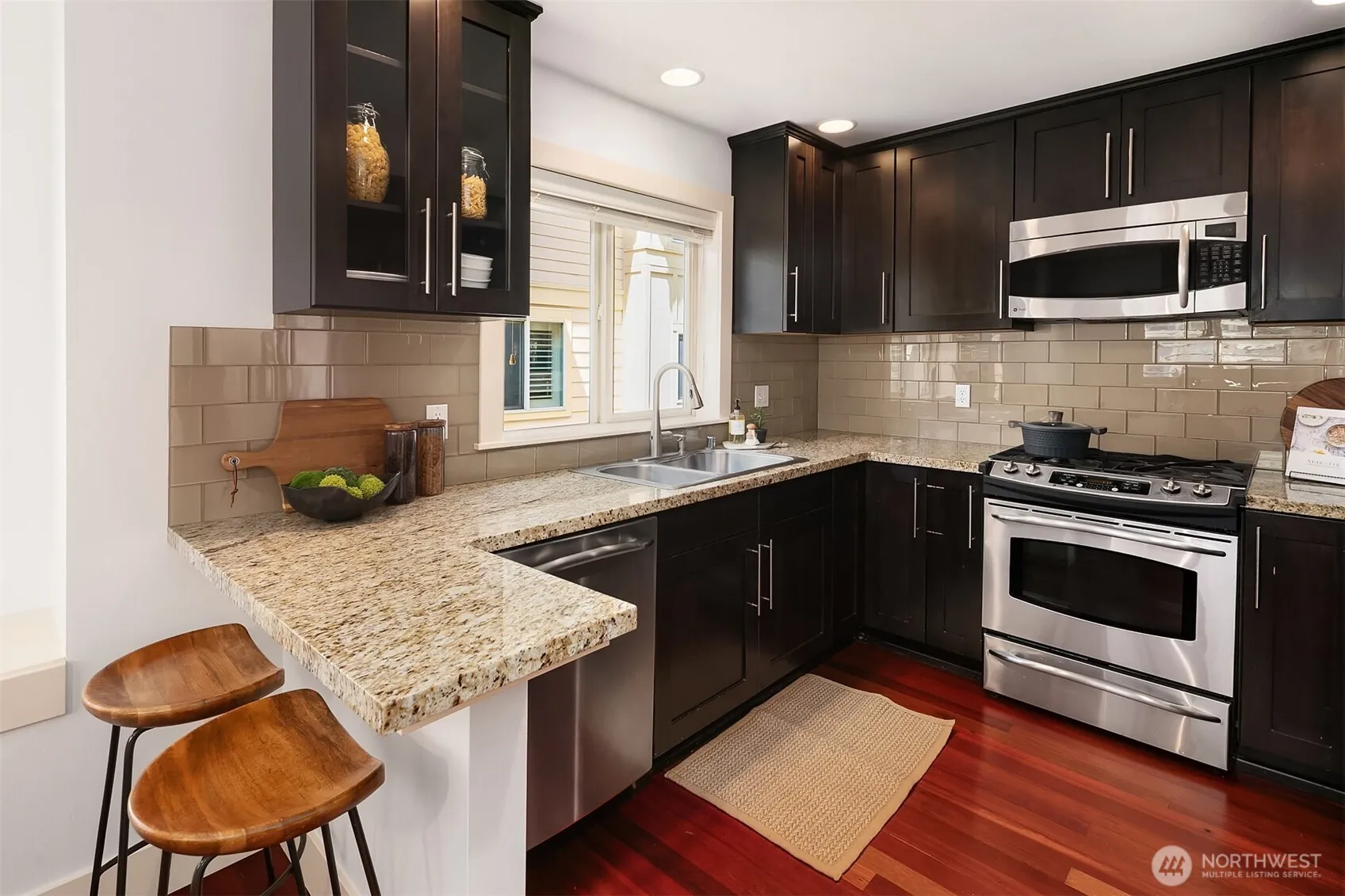 Property photo for 3122 Franklin Avenue E #a, Seattle photo 5