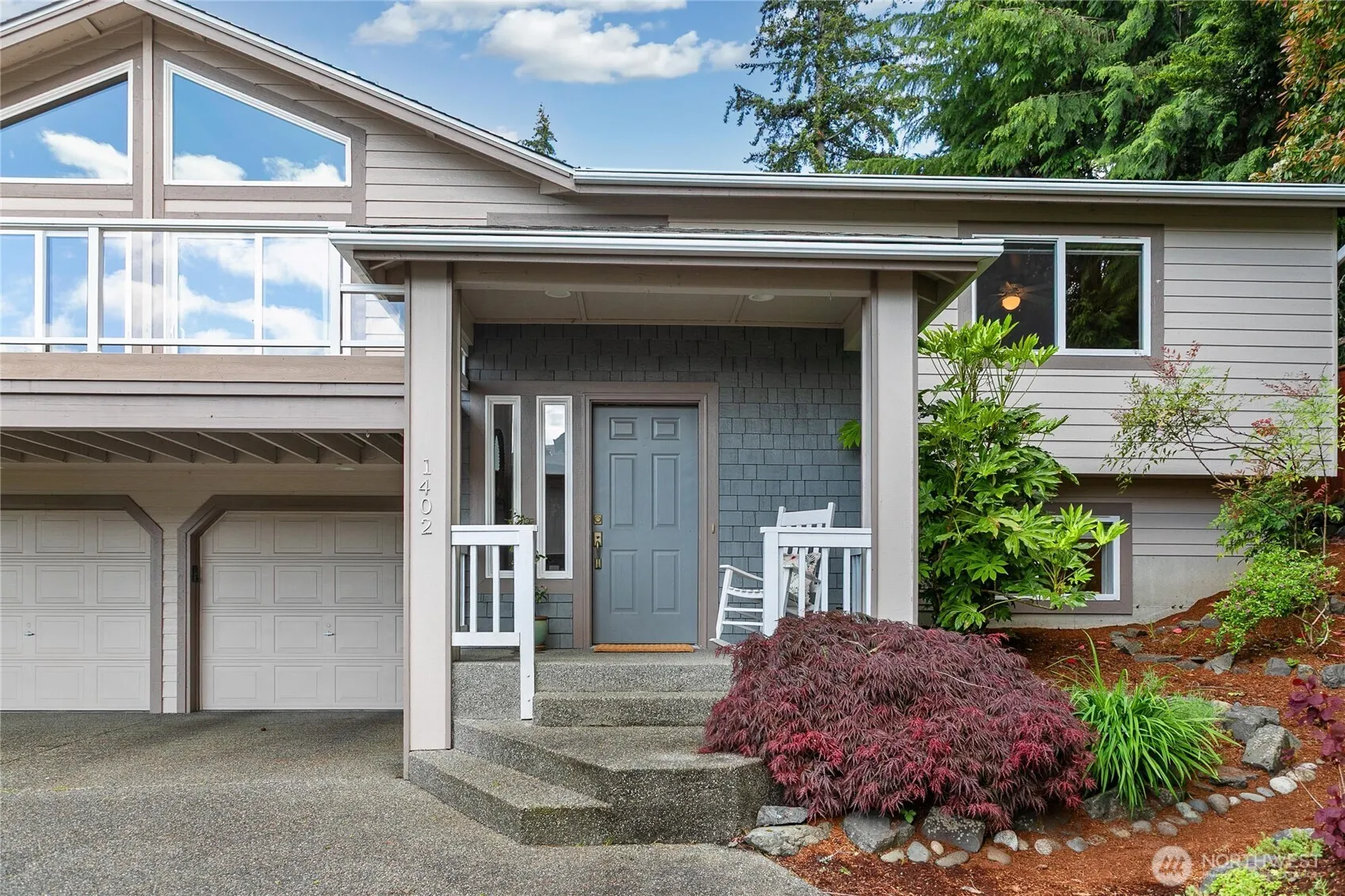 Property photo for 1402 East Lake Drive, Bremerton photo 2