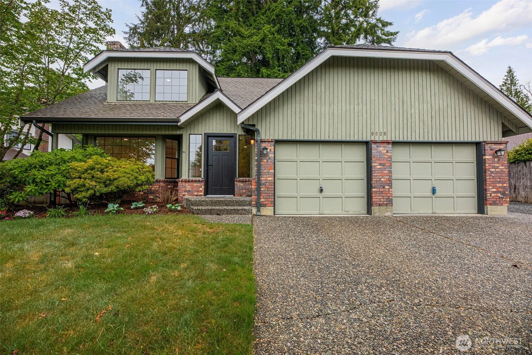 Property photo for 9828 33rd Drive Se, Everett