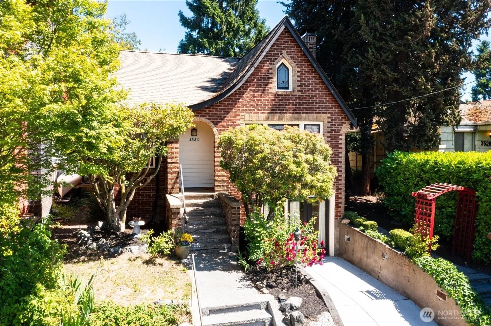 Property photo for 3526 Ashworth Avenue N, Seattle