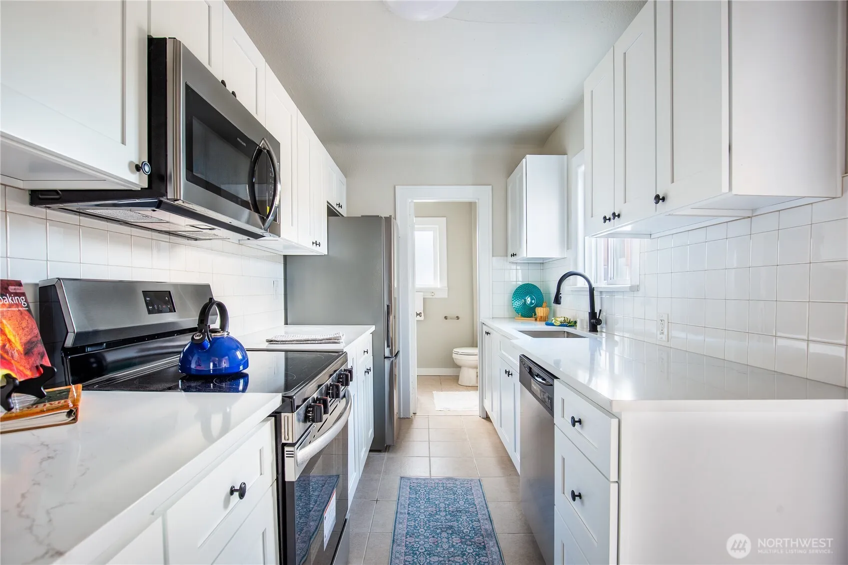 Property photo for 5246 21st Avenue Sw #unit A, Seattle photo 4