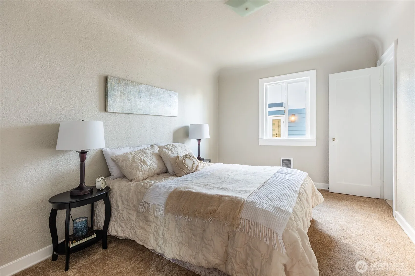 Property photo for 5246 21st Avenue Sw #unit A, Seattle photo 5