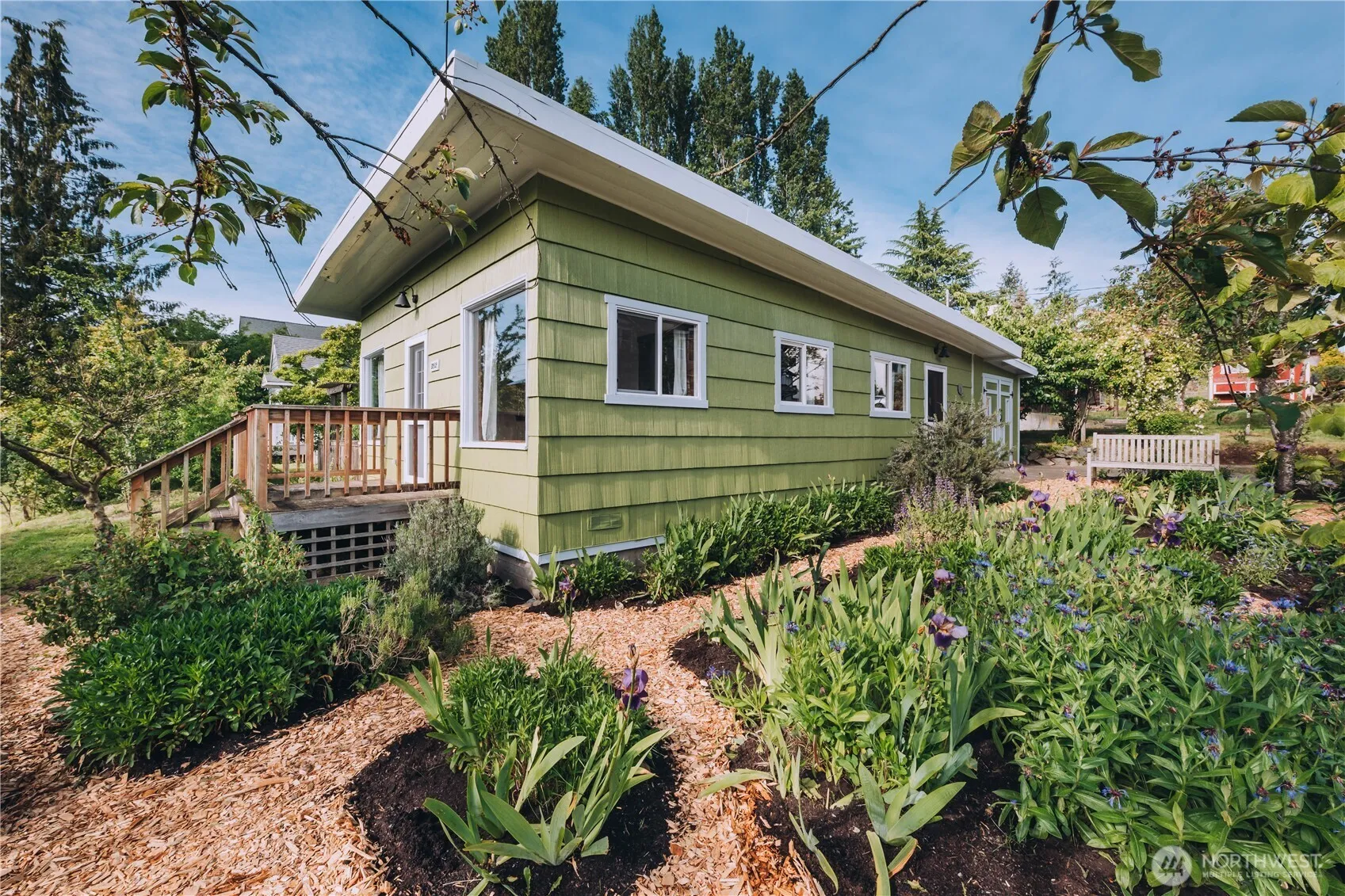 Property photo for 9202 3rd Avenue Nw, Seattle photo 2