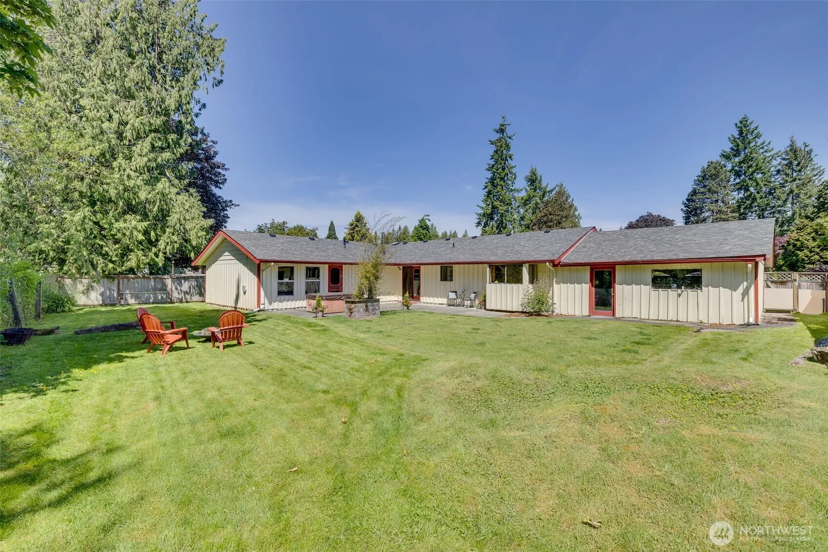Property photo for 6333 Northrdige Drive, Snohomish photo 2