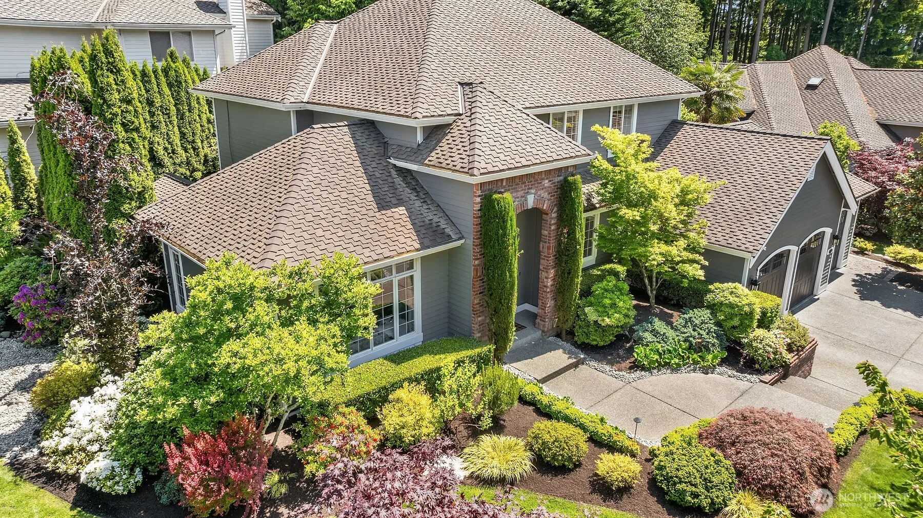 Property photo for 21505 30th Avenue Se, Bothell photo 2