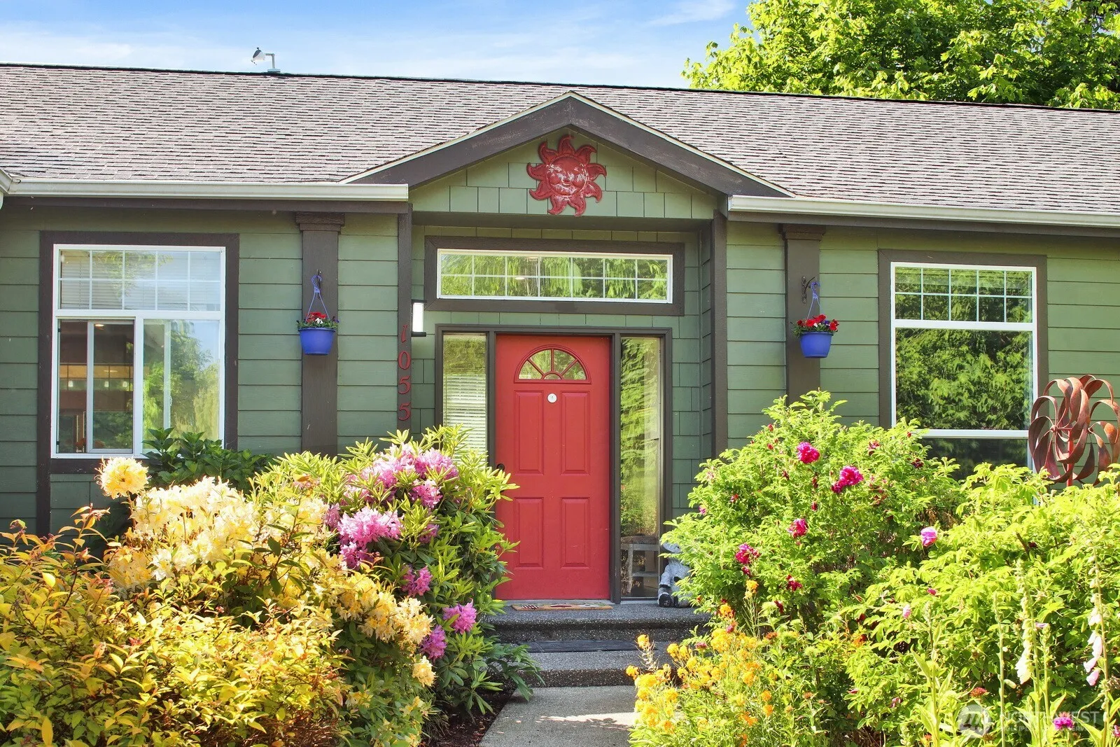 Property photo for 1055 Falls Drive, Bellingham photo 2