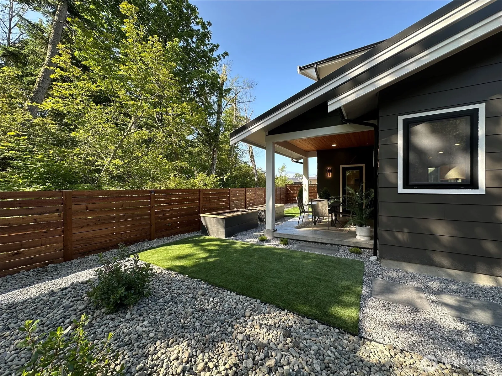 Property photo for 574 Creston Court, Bellingham photo 3