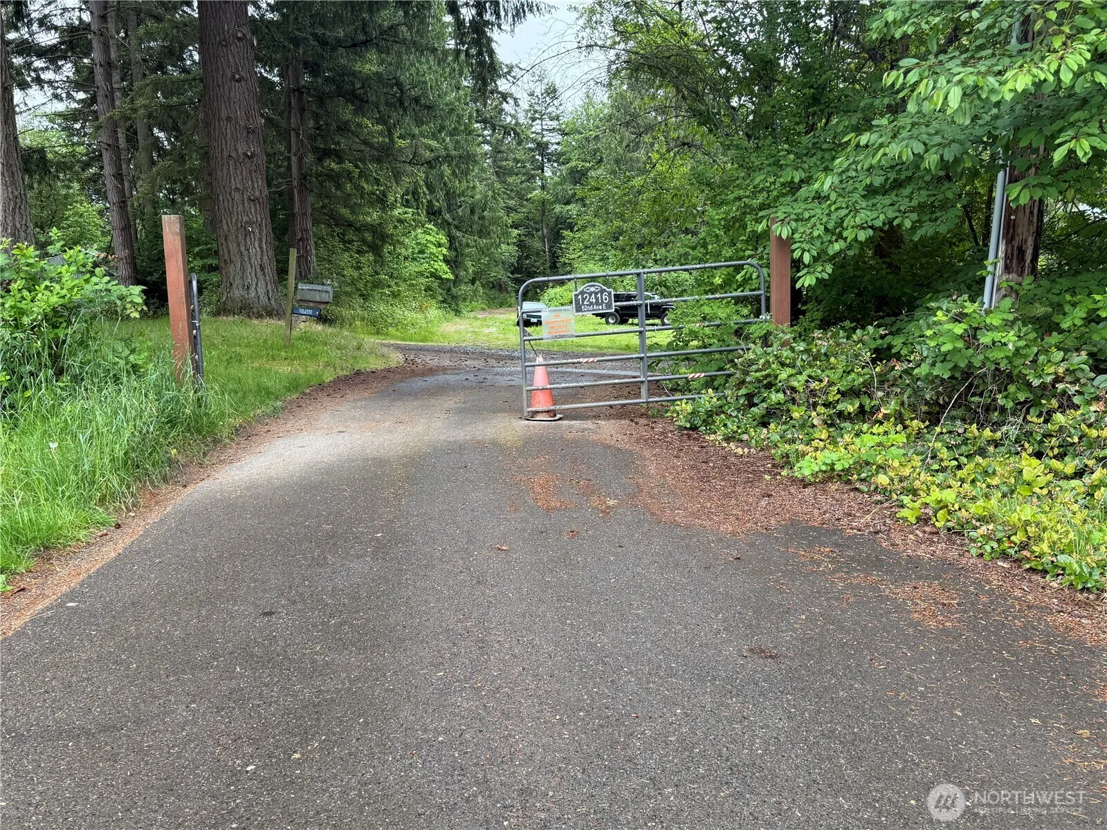 Property photo for 12420 52nd Avenue E, Tacoma