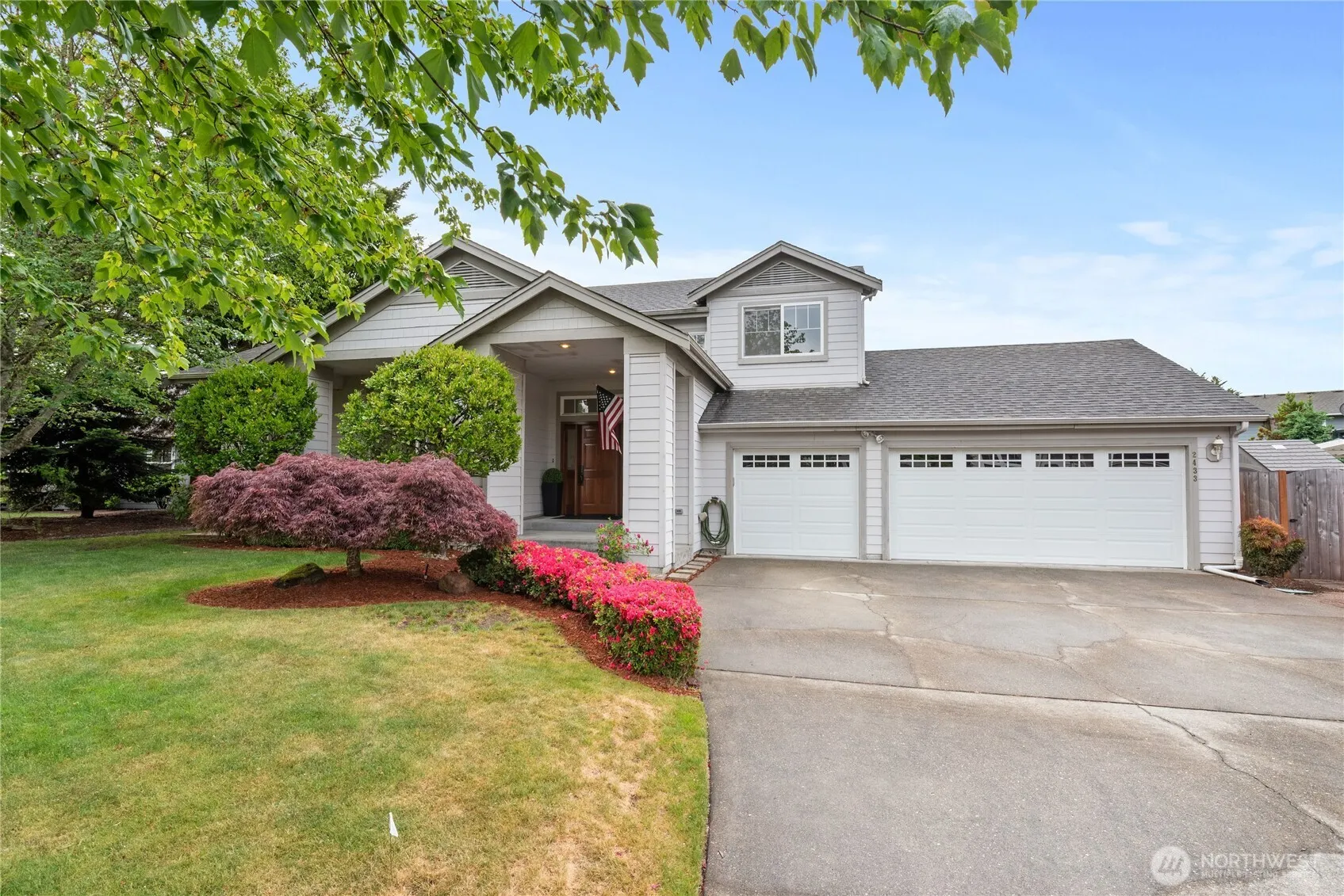 Property photo for 2433 18th Street Se, Puyallup