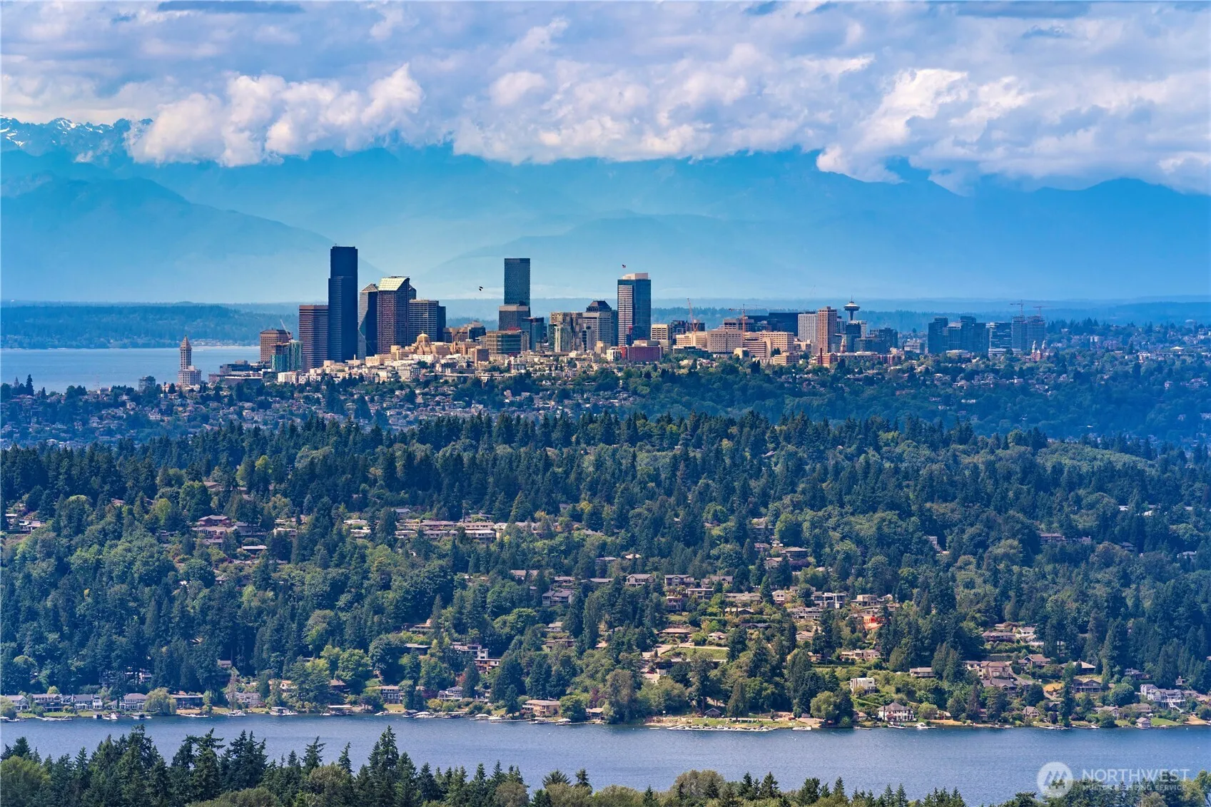 Property photo for 5540 143rd Avenue Se, Bellevue