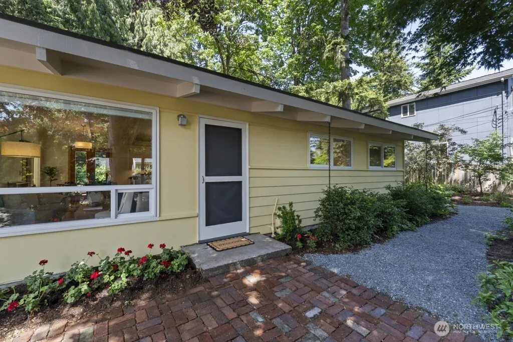 Property photo for 14327 26th Avenue Ne, Seattle