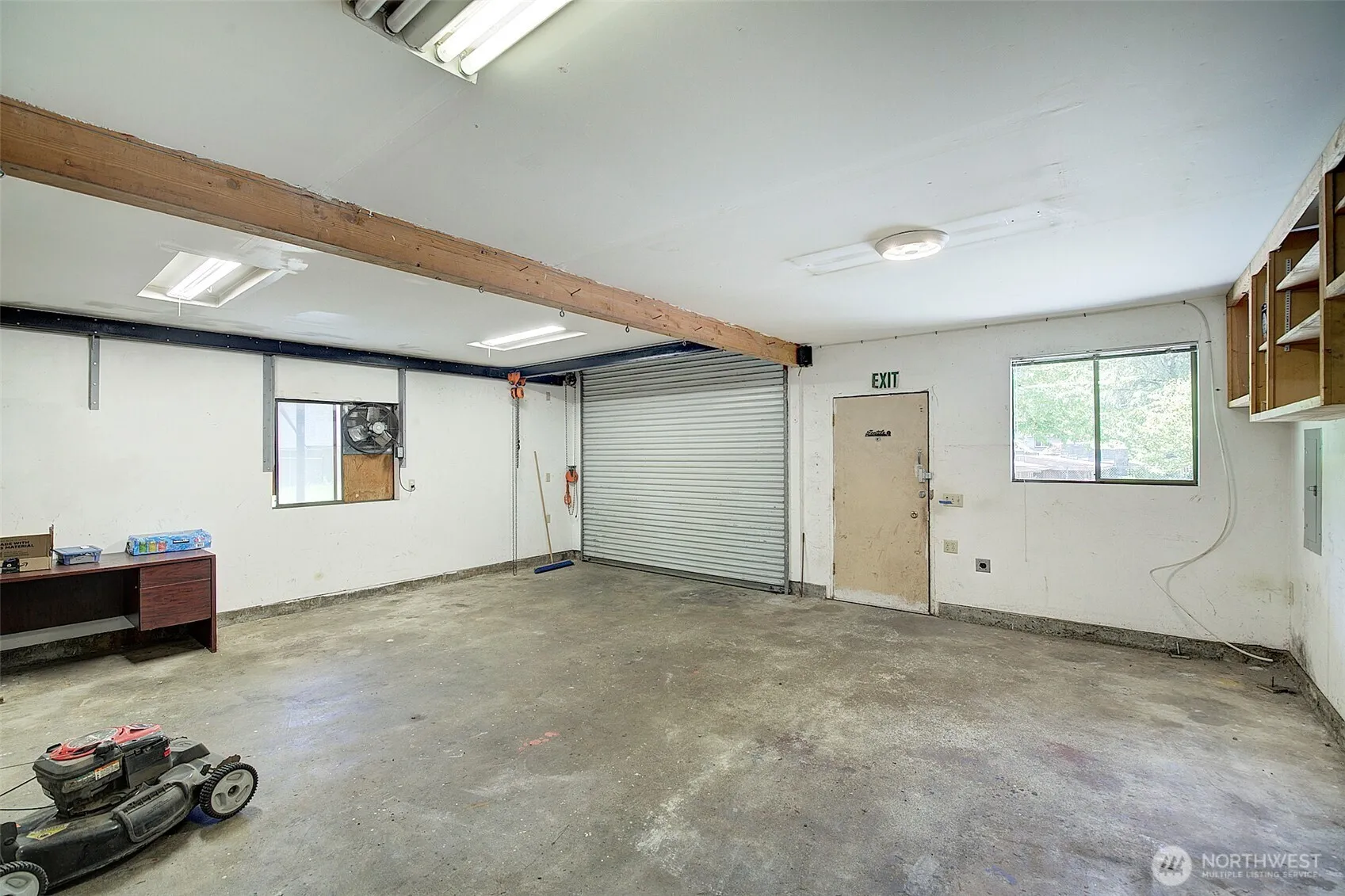 Property photo for 333 S 124th Street, Seattle photo 4